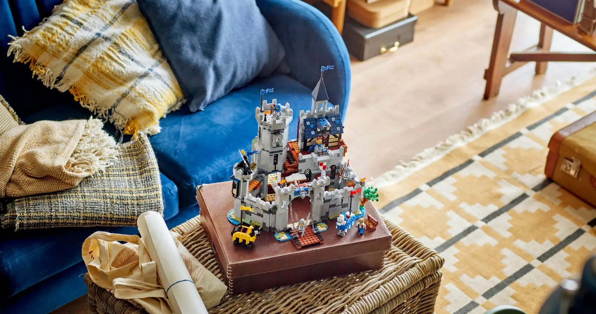 Конструктор LEGO Creator Середньовічний замок із лицарем на коні (31168)