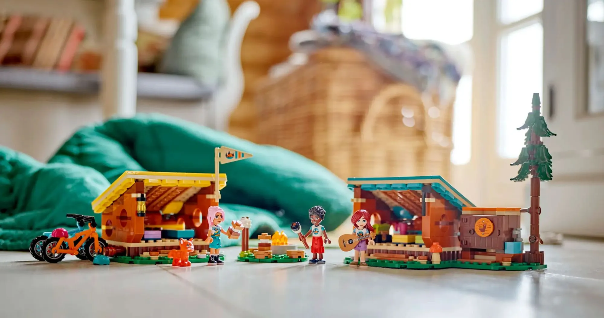 Конструктор LEGO Friends Adventure Camp Cozy Cabins (42624)