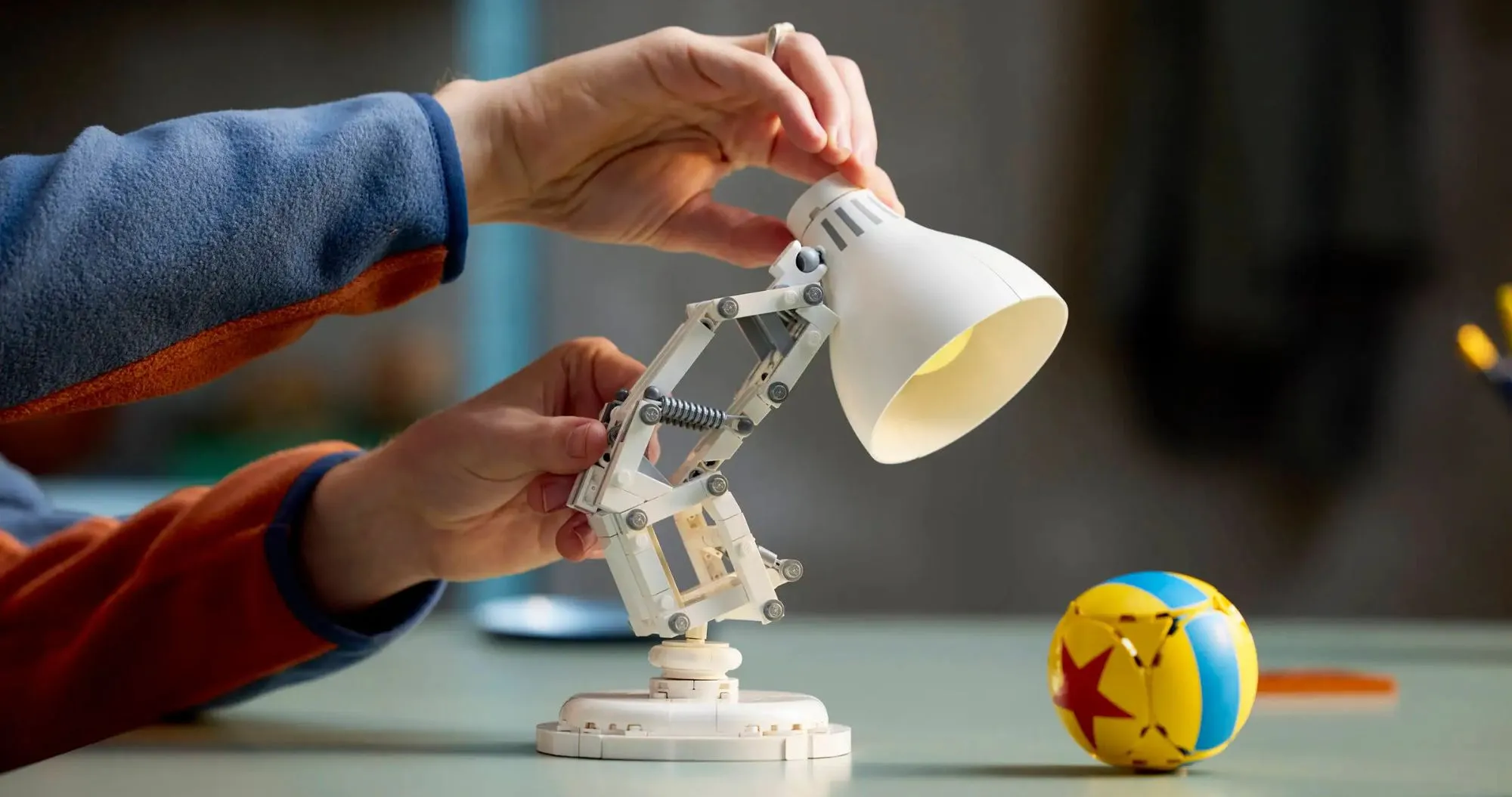 Конструктор LEGO Ideas Disney Pixar Luxo Jr. (21357)