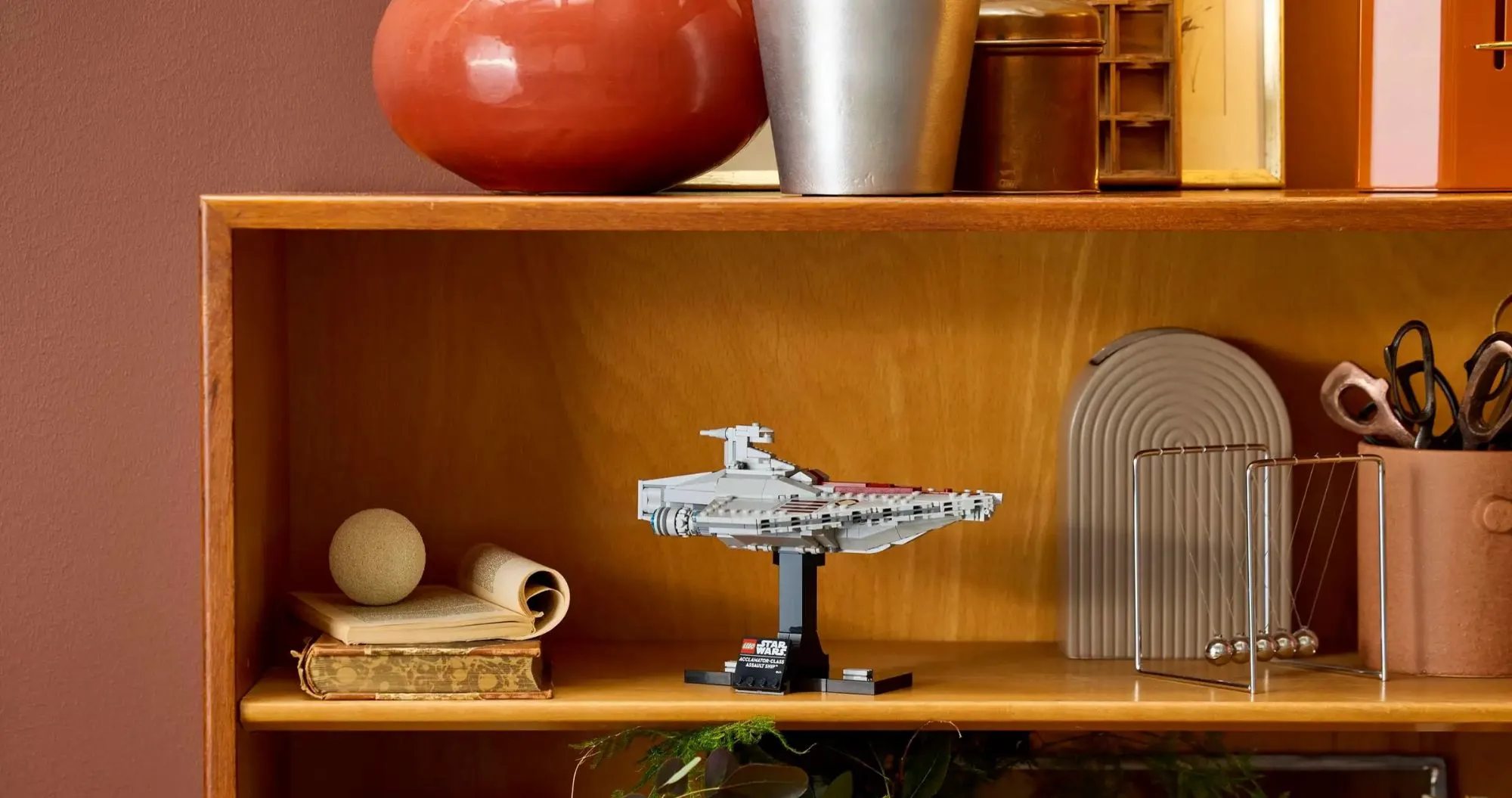 Конструктор LEGO Star Wars Acclamator-Class Assault Ship (75404)