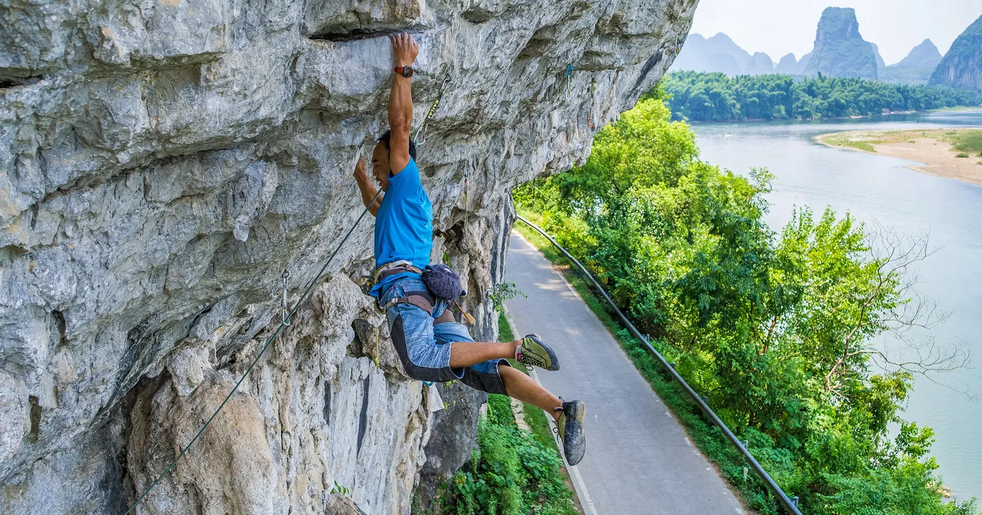 Стандартный объектив Fujifilm XF 23mm f/1.4 R LM WR (16746527) (Standard)