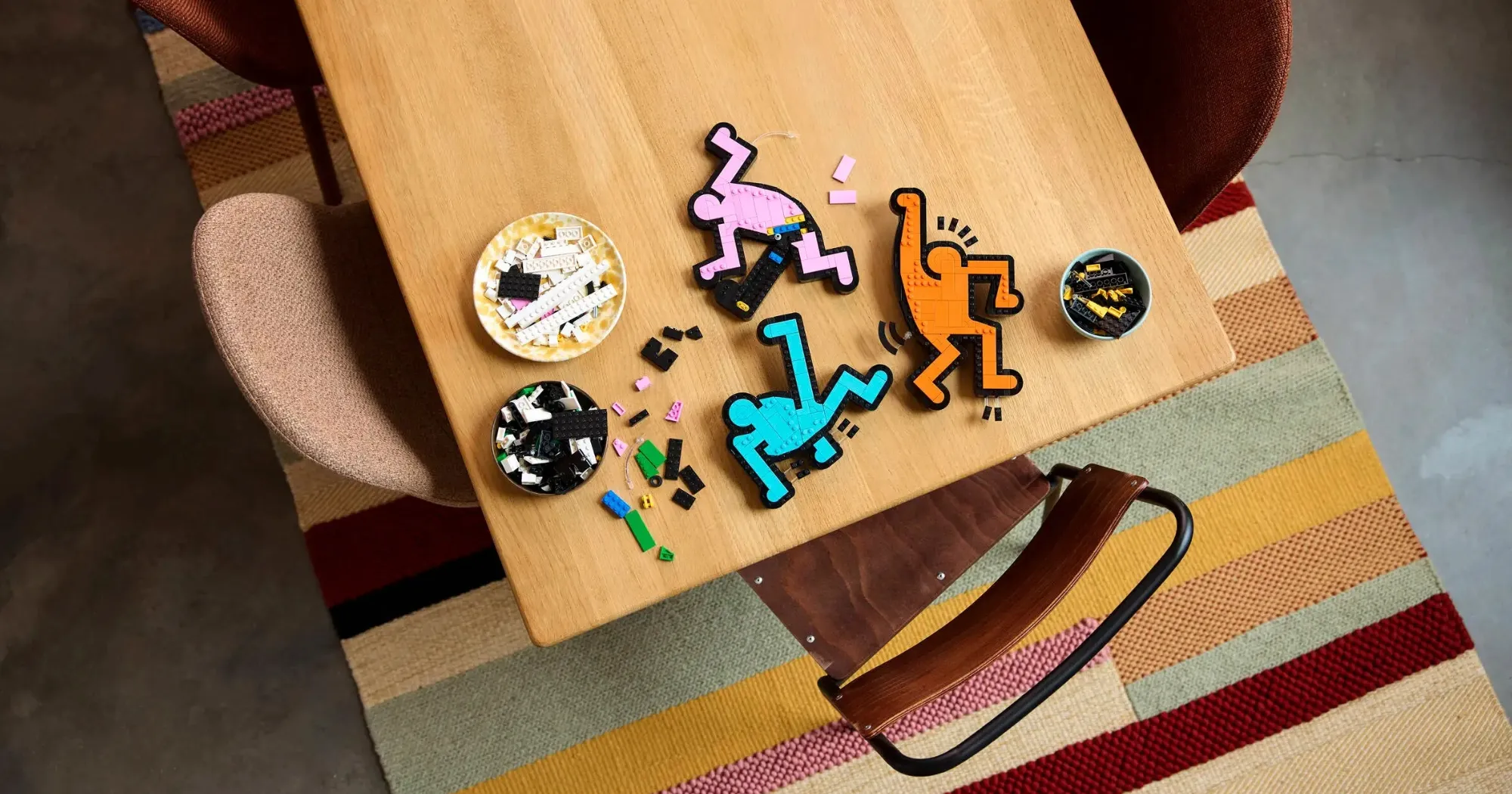 Конструктор LEGO Art Keith Haring – Dancing Figures (31216)