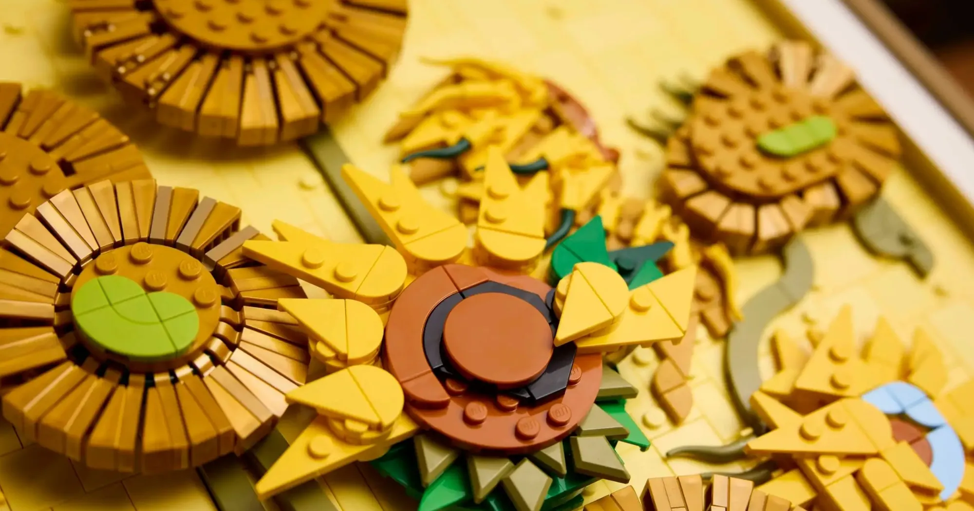 Конструктор LEGO Art Vincent van Gogh – Sunflowers (31215)