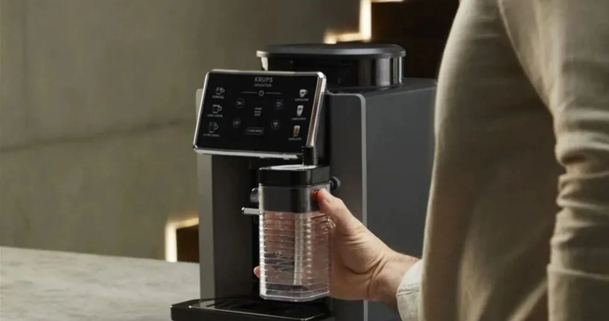 Кавомашина Krups Sensation Milk (Black) (EA912B10) (UA)