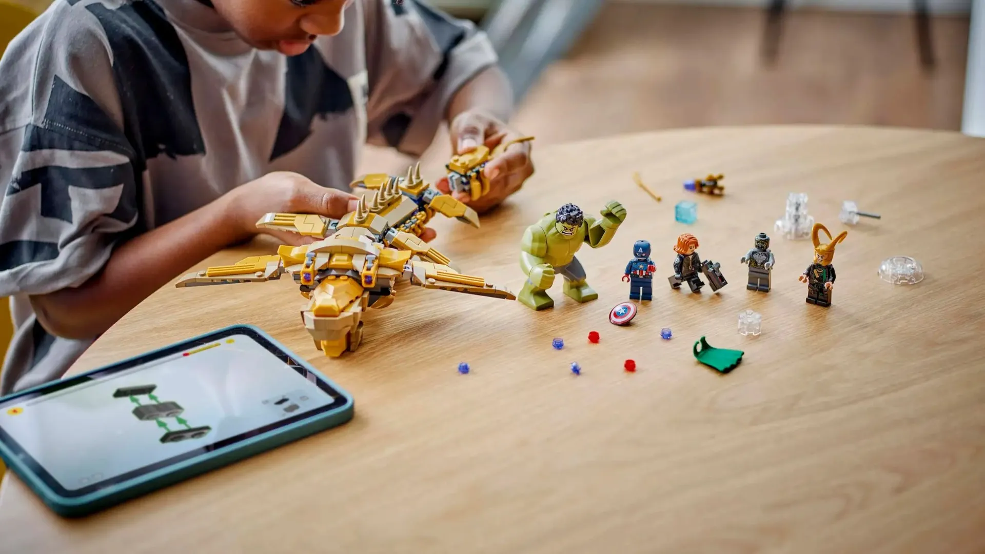 Конструктор LEGO Marvel Мстители против Левиафана (76290)