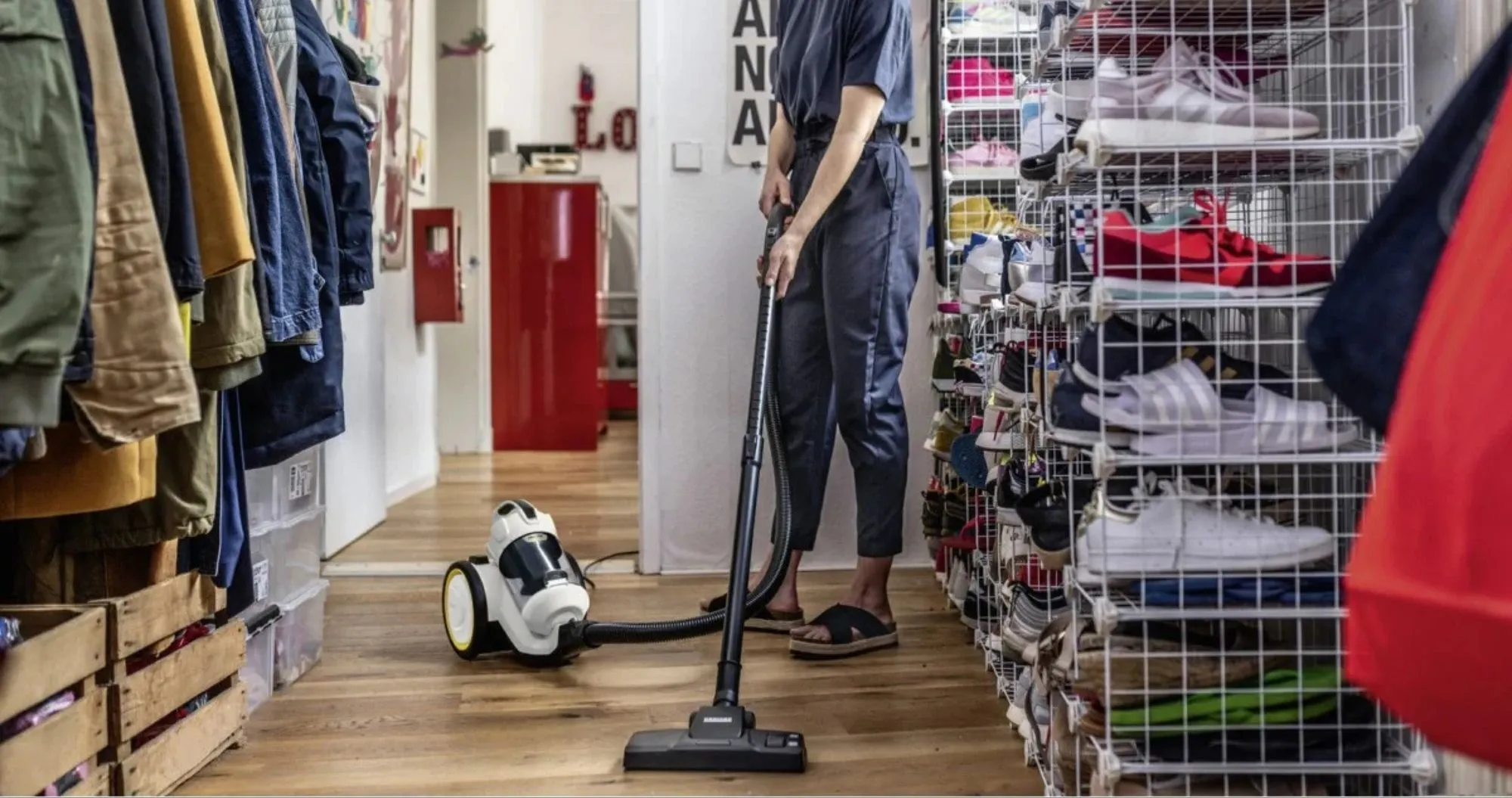 Пилосос Karcher VC 3 (1.198-051.0) (White) (UA)