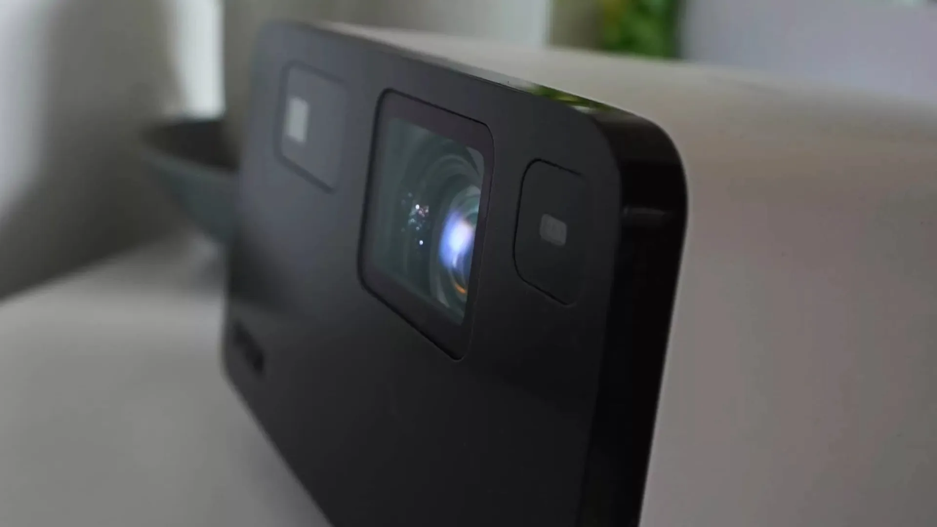 Мультимедийный проектор Epson EF-21R (V11HB35240) (Quartz Rose) (UA)