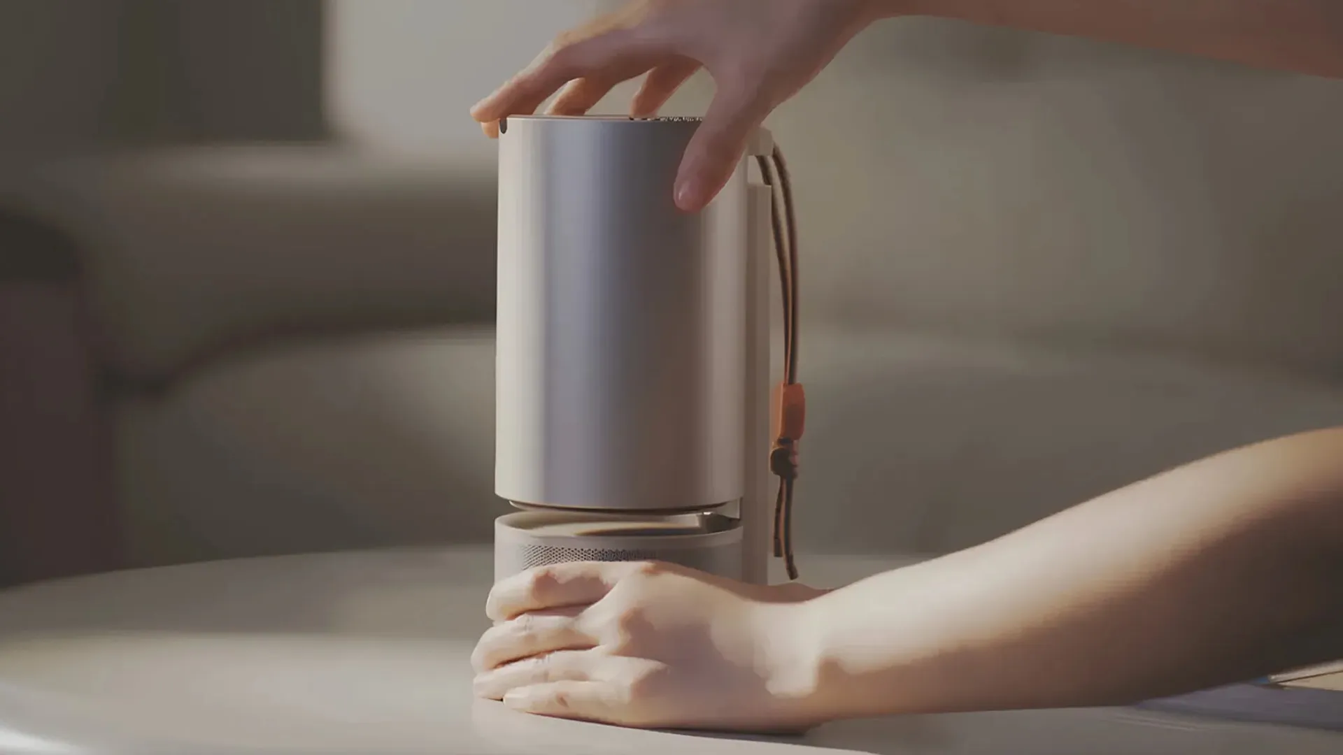 Портативний проектор XGIMI MoGo 3 Pro bundle + PowerBase Stand + Optical Filter + Screen (XN13A-3) (Silver) (UA)