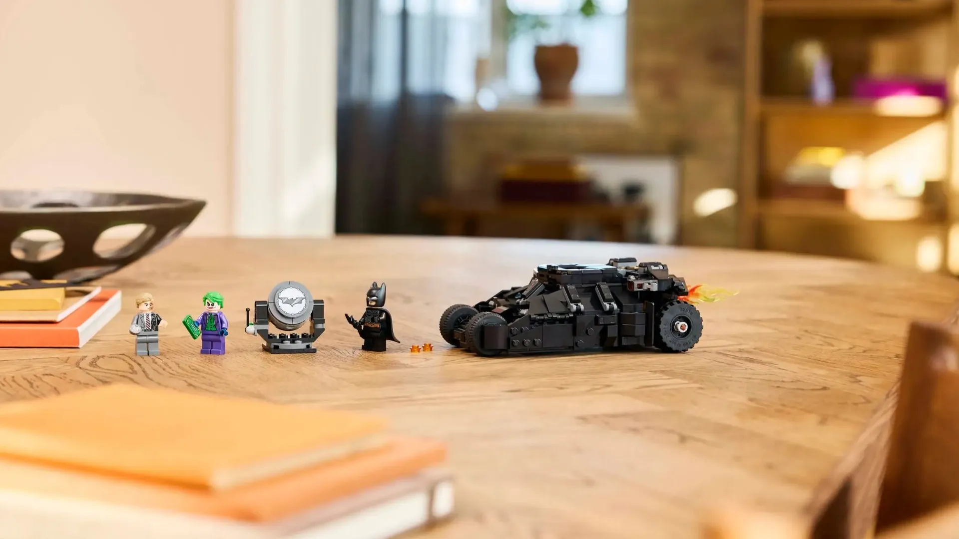 Конструктор LEGO Batman Бетмен Тумблер проти Дволикого і Джокера (76303)
