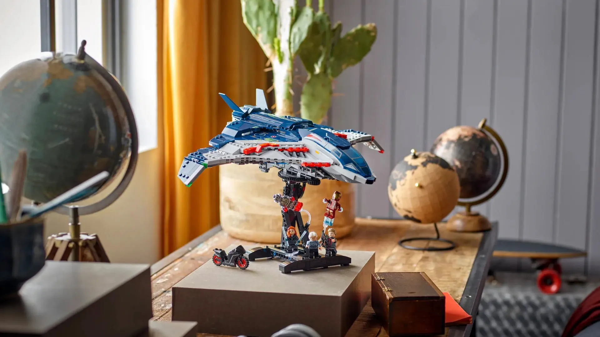 Конструктор LEGO Marvel Avengers: Age of Ultron Quinjet (76325)