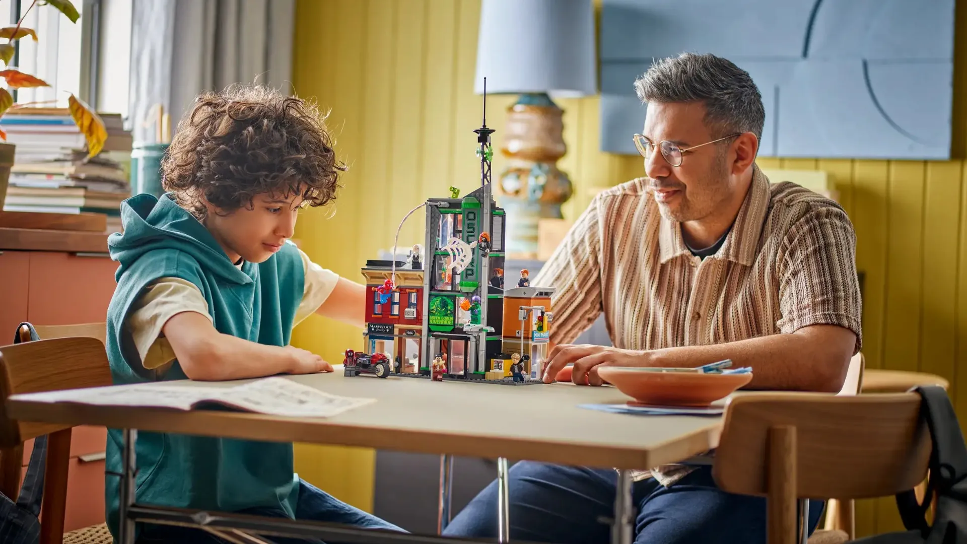 Конструктор LEGO Marvel Spider-Man vs. Oscorp (76324)