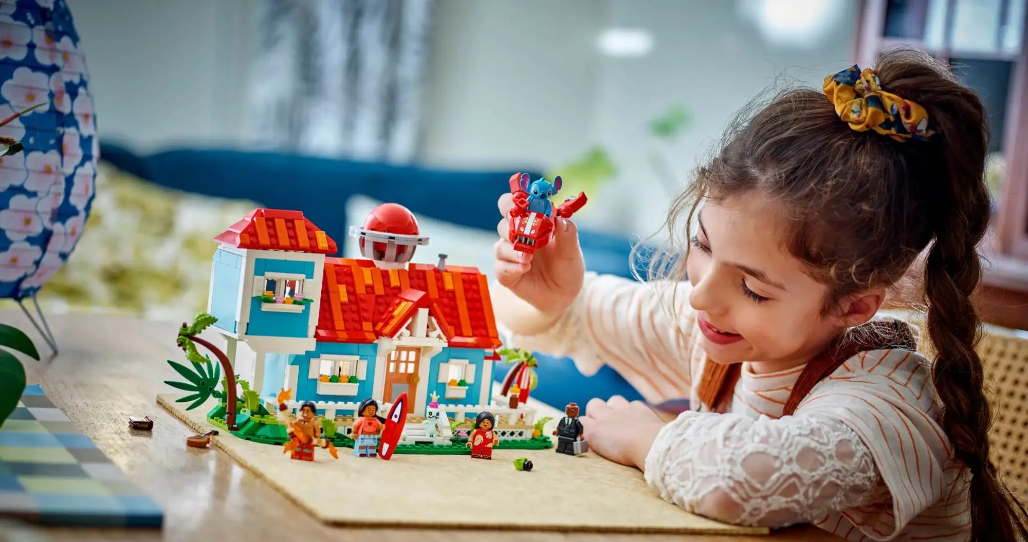 Конструктор LEGO Lilo and Stitch Beach House (43268)