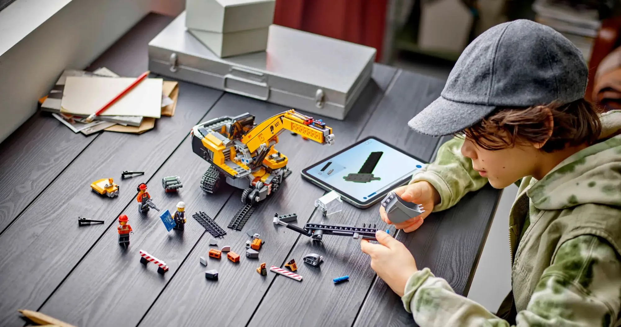 Конструктор LEGO City Желтый строительный экскаватор (60420)