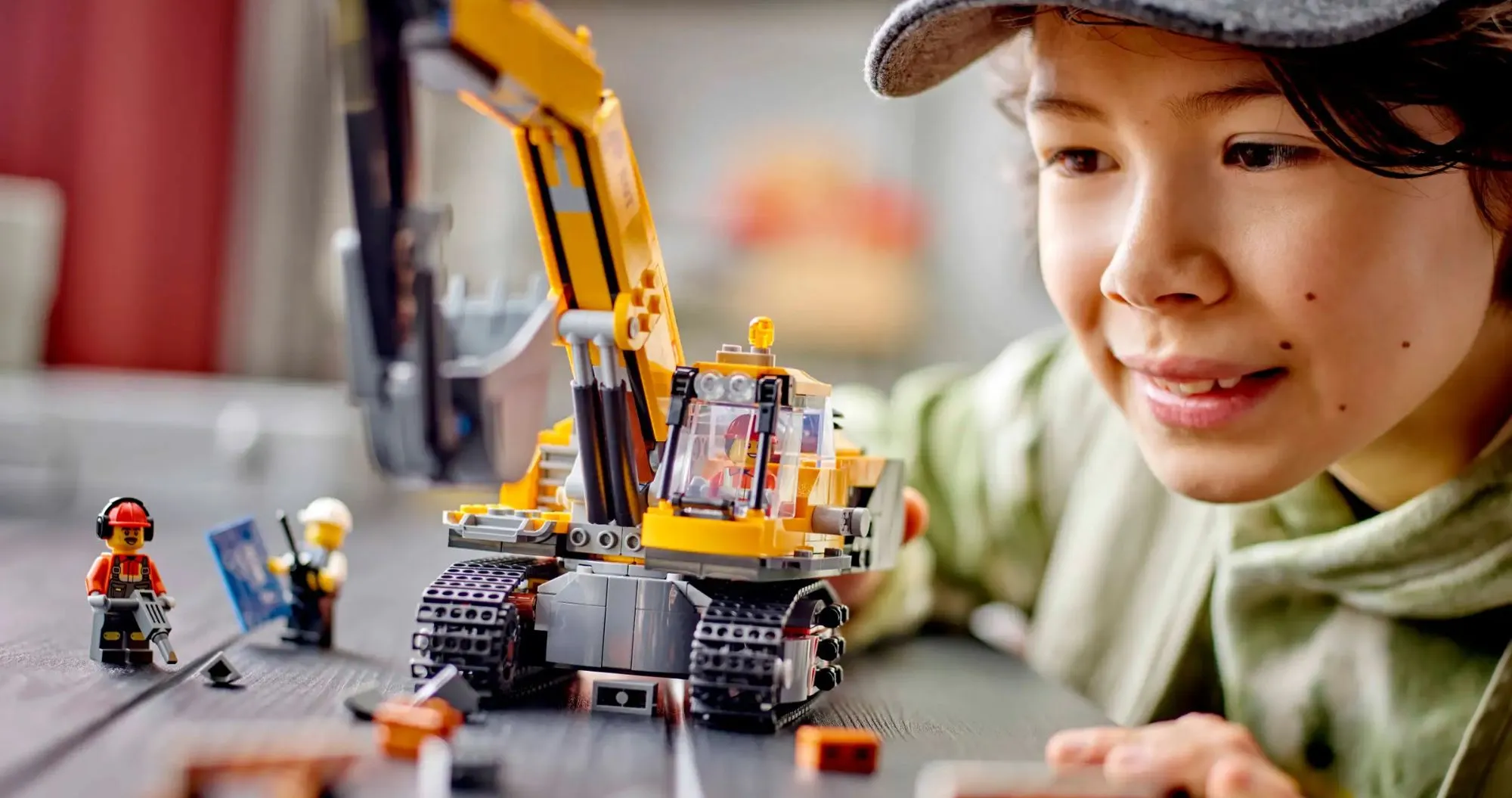 Конструктор LEGO City Желтый строительный экскаватор (60420)