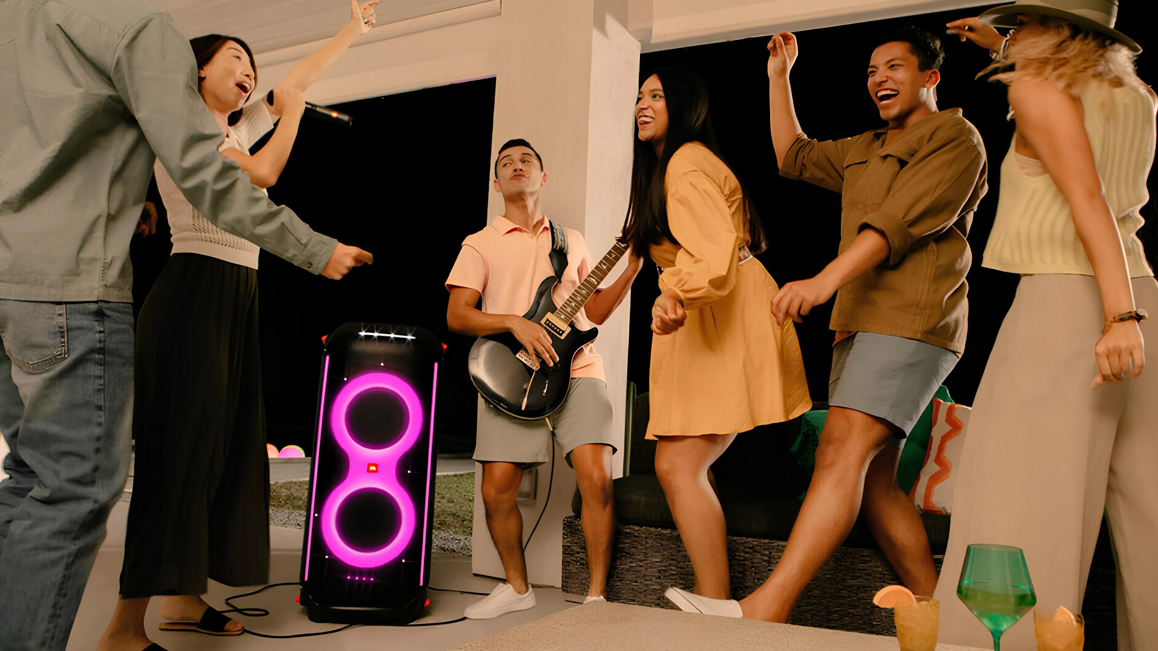 Напольная акустика JBL PartyBox 720 (Black)