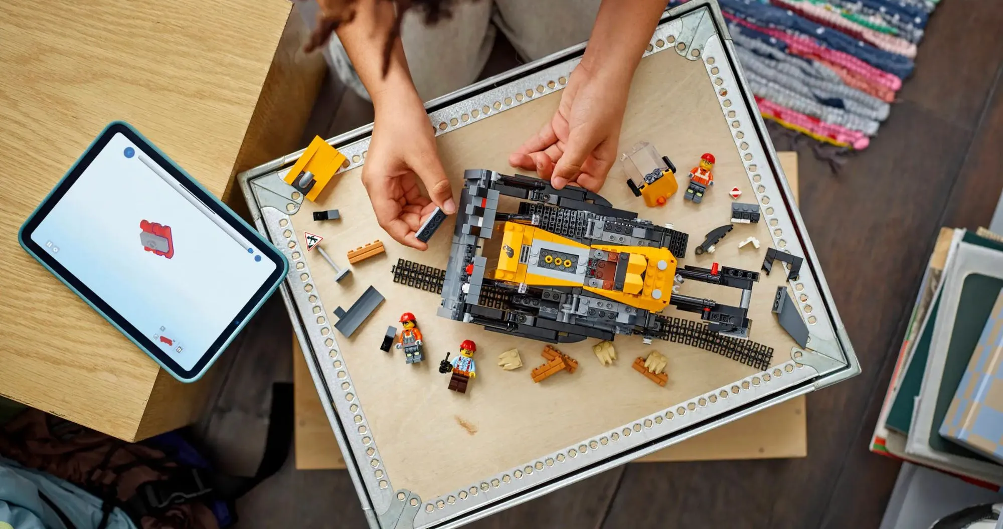 Конструктор LEGO City Yellow Bulldozer (60466)