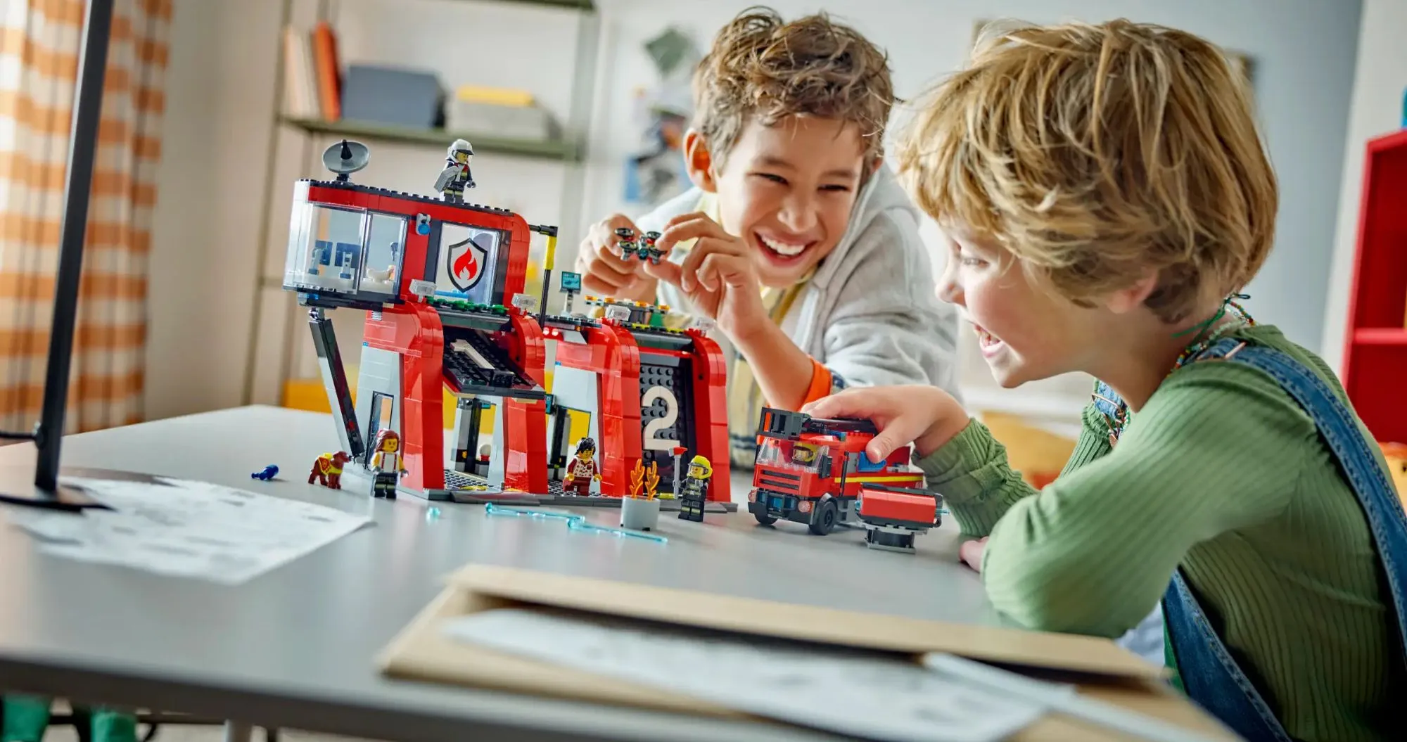 Конструктор LEGO City Fire Station with Fire Truck (60414)