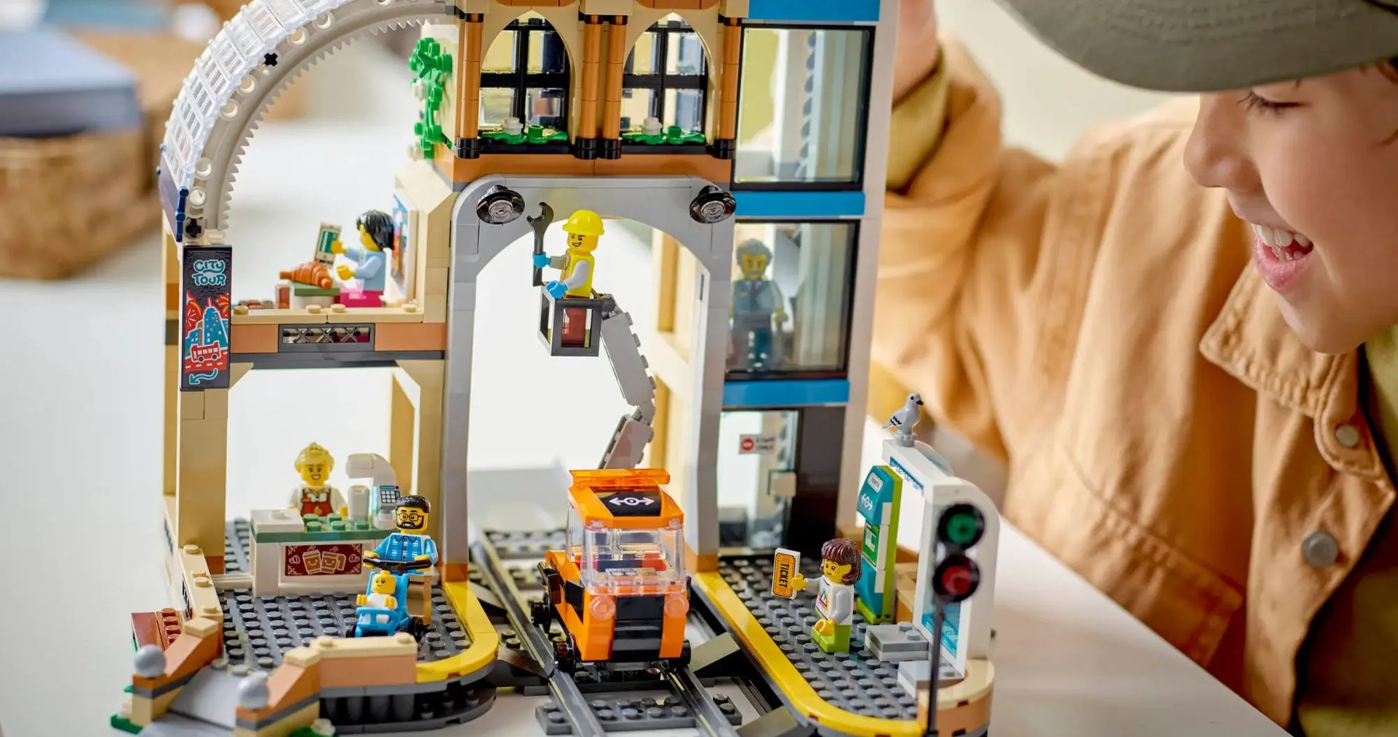 Конструктор LEGO City Центральный железнодорожный вокзал (60469)