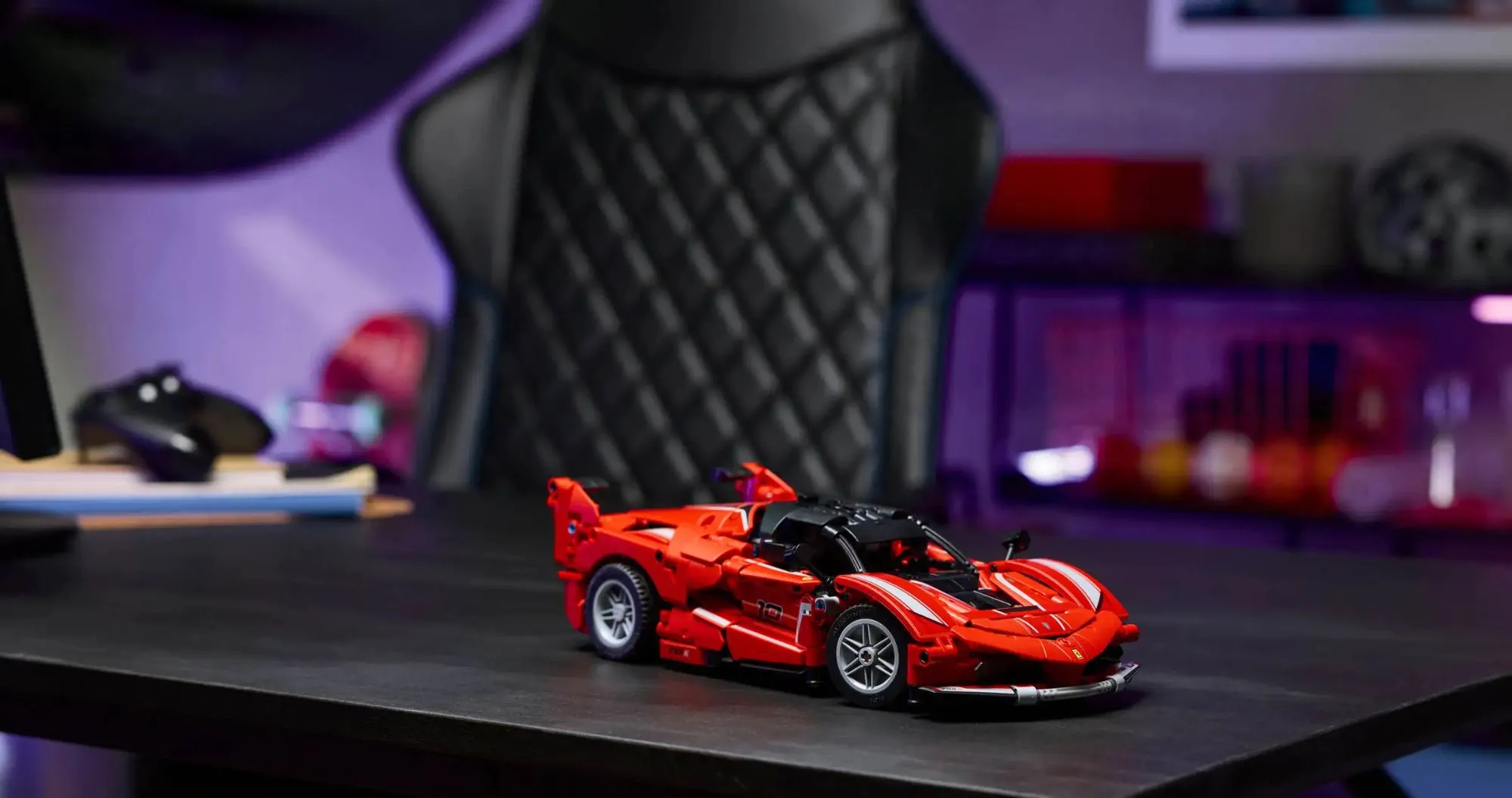 Конструктор LEGO Technic Ferrari FXX K (42212)