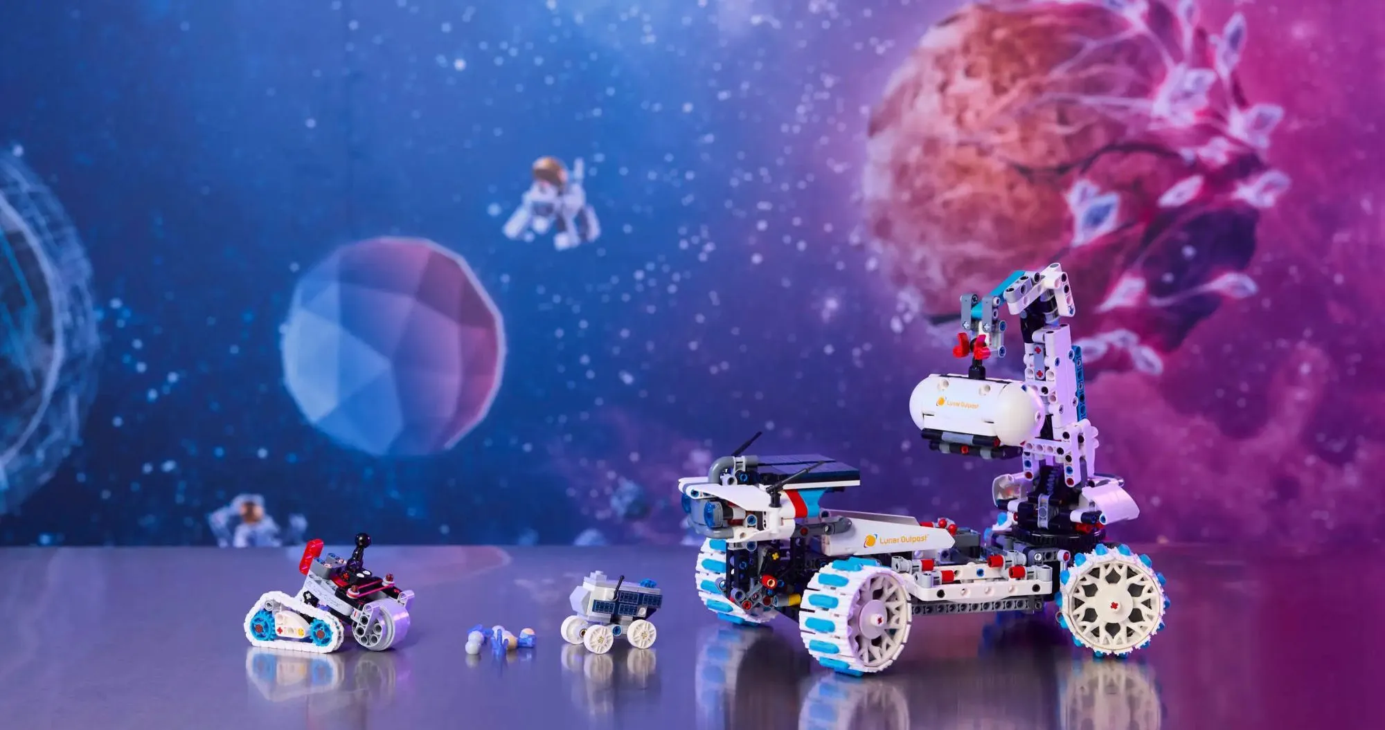 Конструктор LEGO Technic Lunar Outpost Moon Rover Space Vehicle (42211)