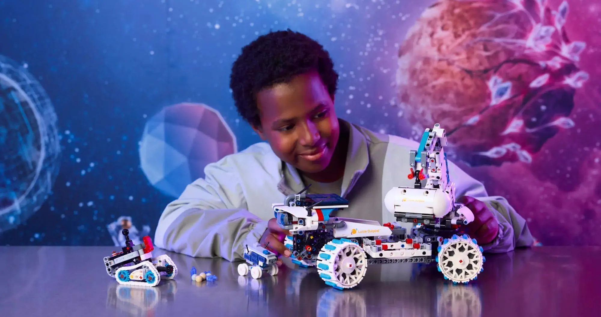 Конструктор LEGO Technic Lunar Outpost Moon Rover Space Vehicle (42211)