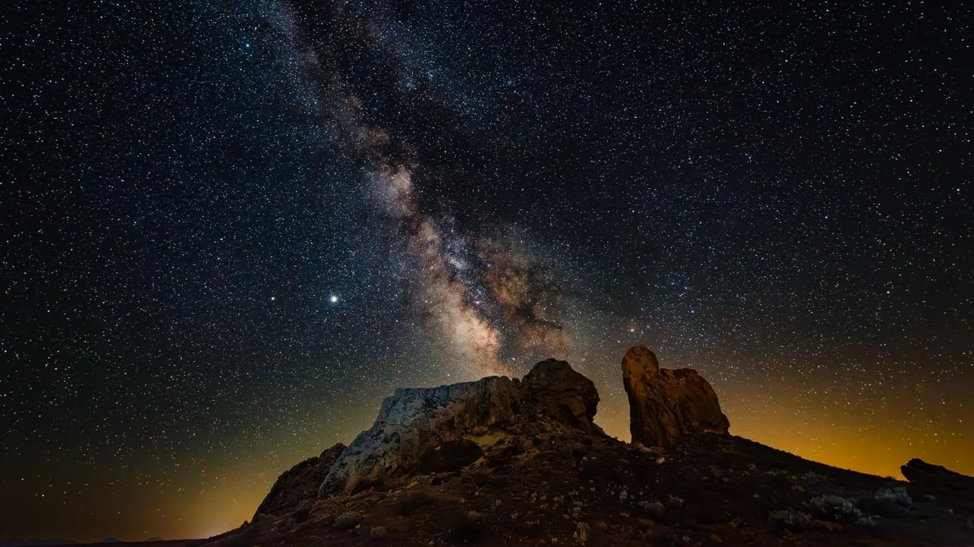 Ширококутний об'єктив Nikon AF-S Nikkor 14-24mm f/2.8G ED (JAA801DA) (Standard)