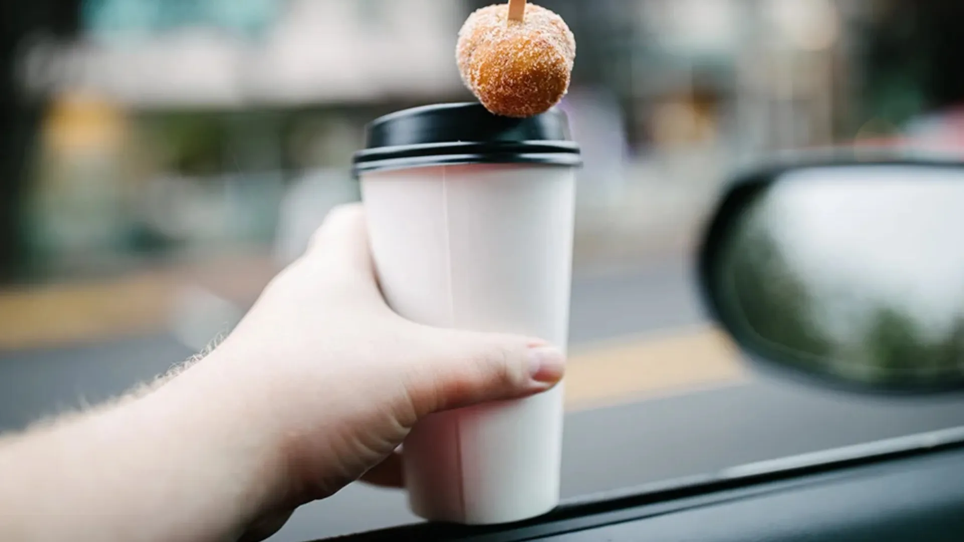 Стандартный объектив Canon EF 35mm f/1.4L II USM (9523B005) (Standard)