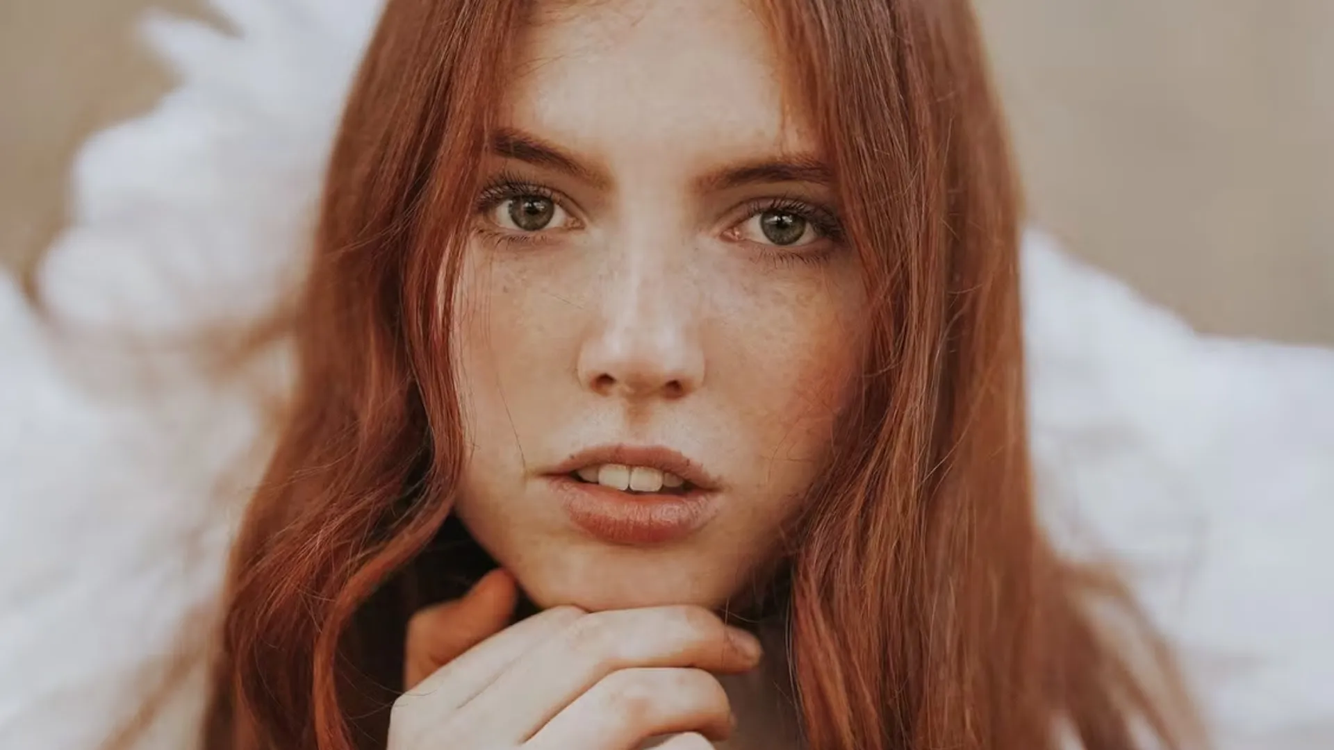 Стандартный объектив Canon RF 85mm f/1.2 L USM (3447C005) (Standard)