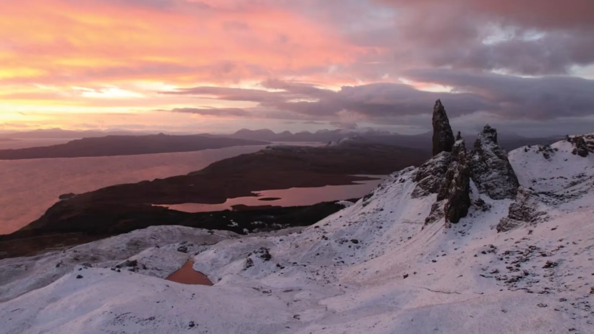 Універсальний об'єктив Canon EF-S 17-55mm f/2.8 IS USM (1242B005) (Standard)