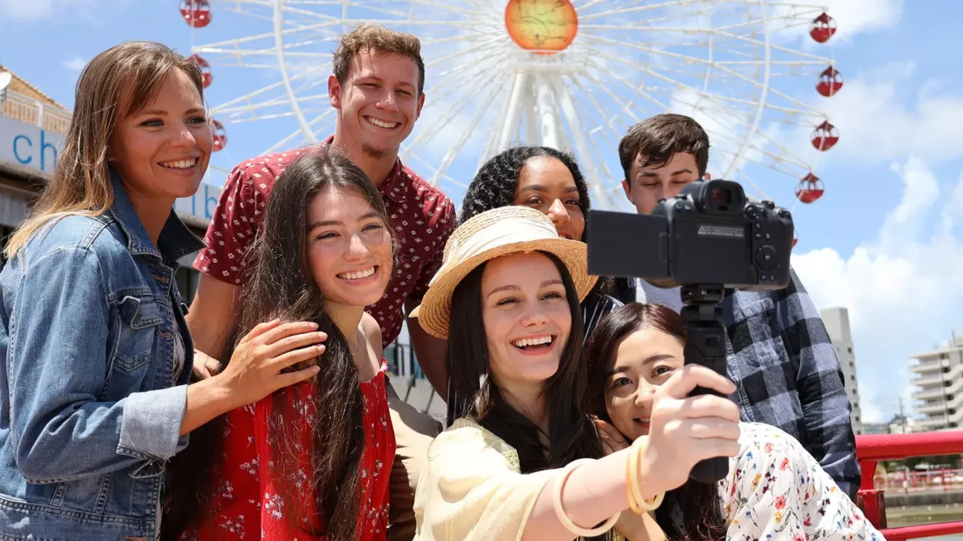 Широкоугольный объектив Canon RF 16 mm f/2.8 STM (5051C005) (Standard)