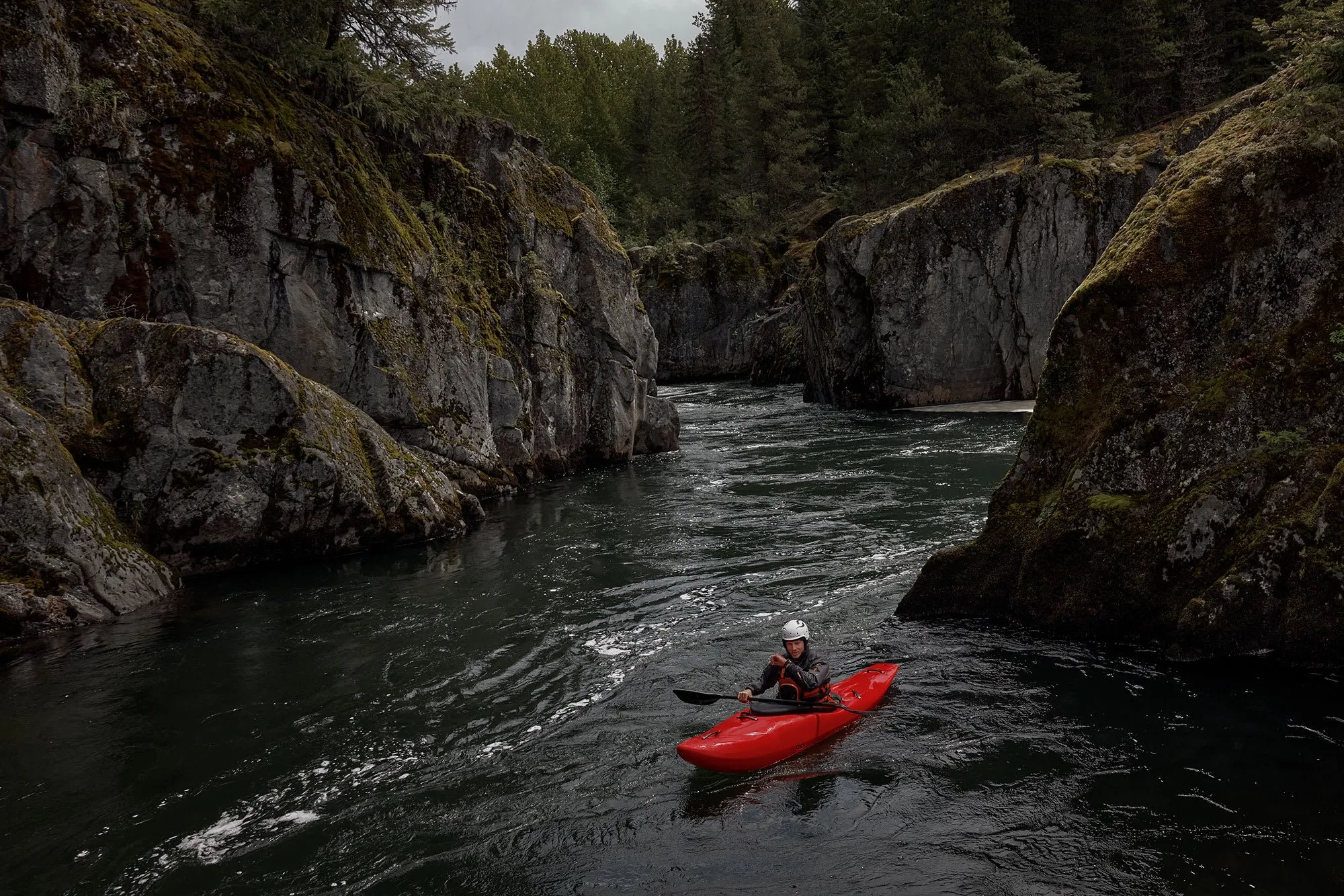 Garmin Fenix 8 Pro 51mm AMOLED Sapphire Titanium with Graphite/Black Silicone Band