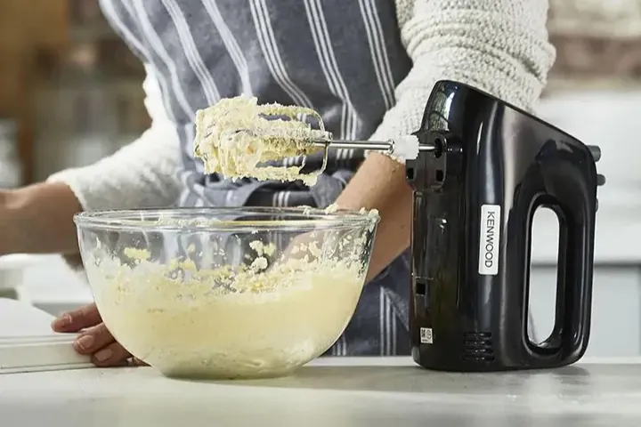 Ручной миксер Kenwood HMP30.A0BK (Black)