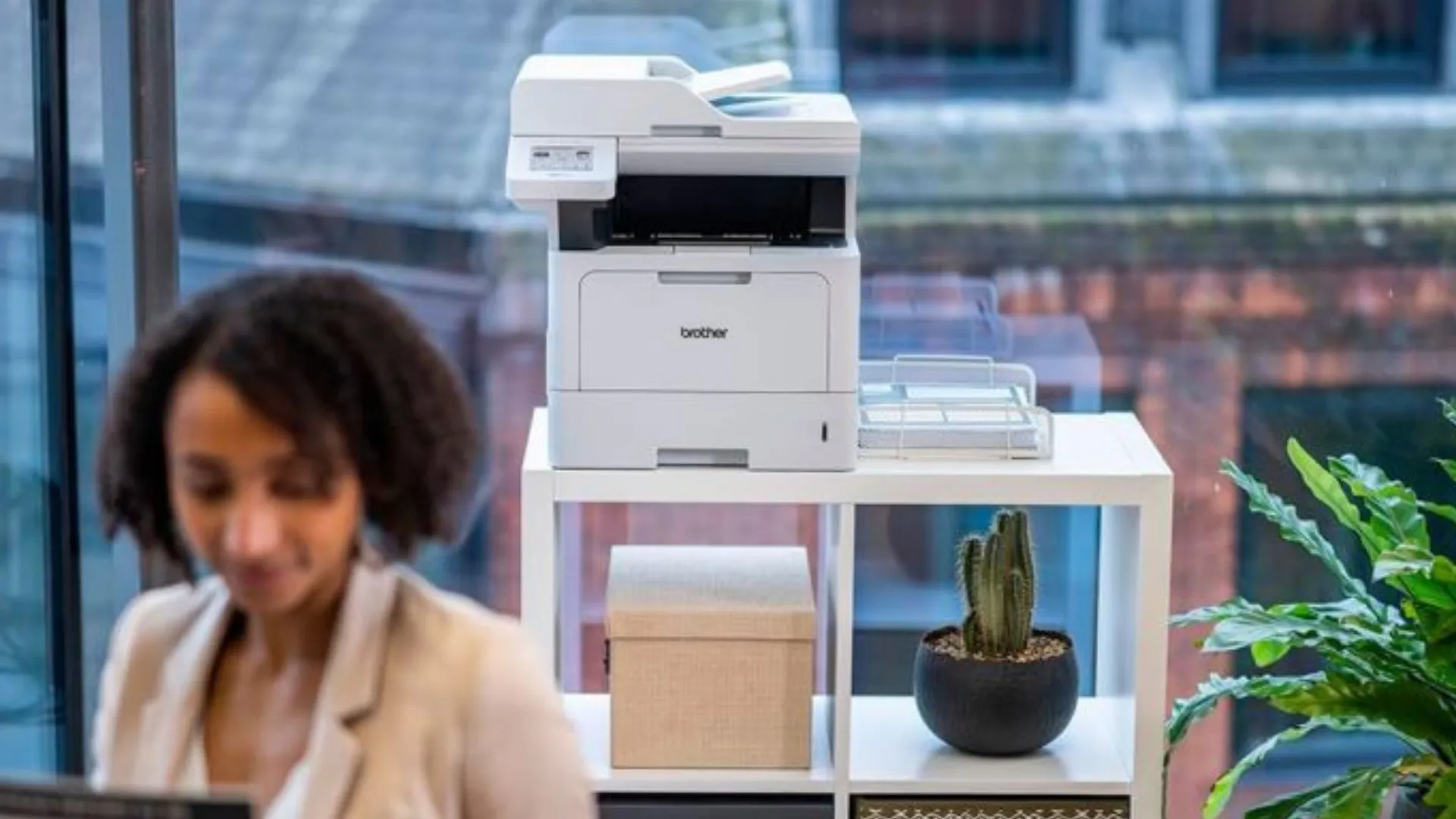 МФУ Лазерный Brother MFC-L5710DN (MFCL5710DNRE1) (White)