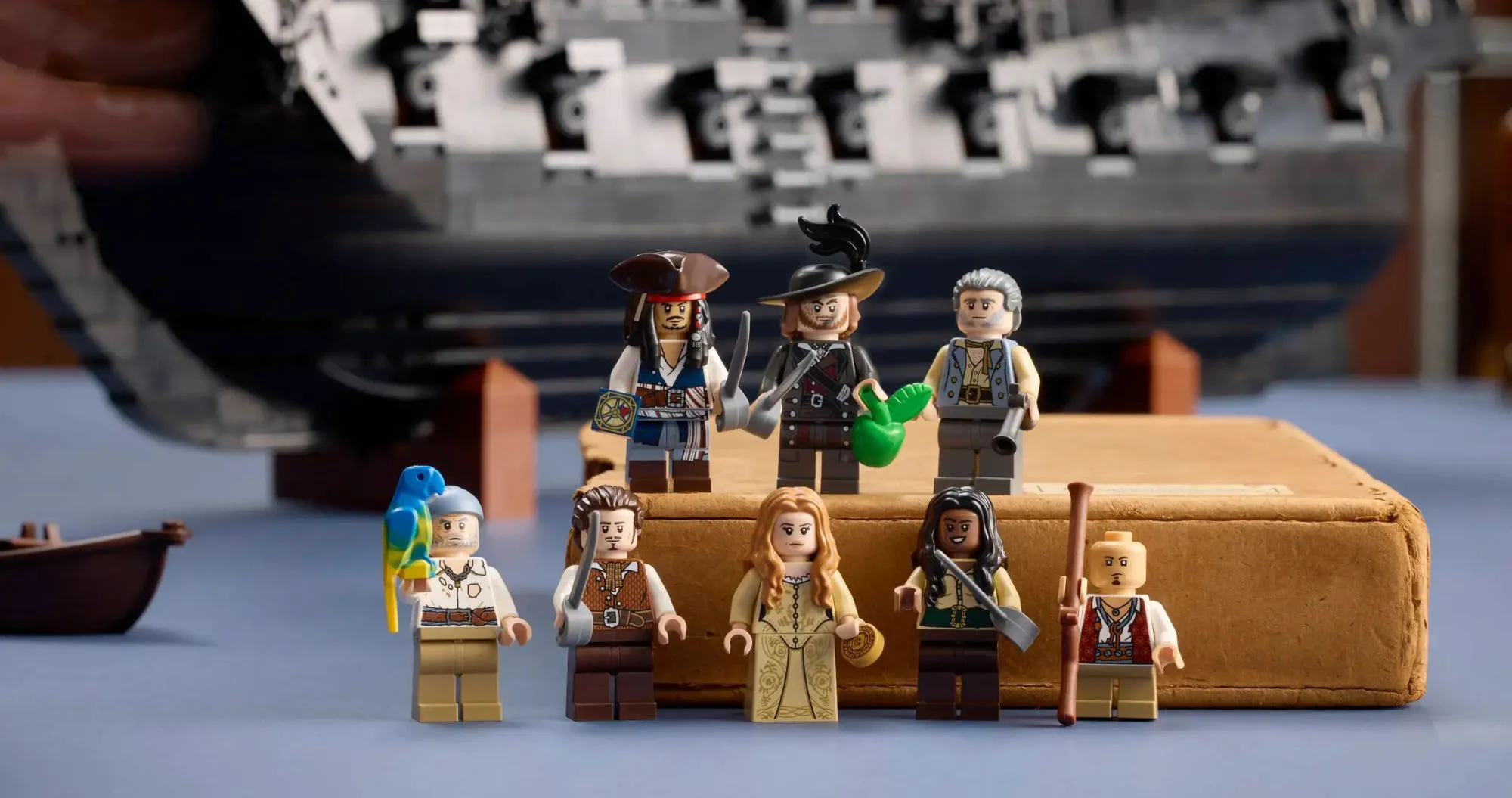 Конструктор LEGO Icons Captain Jack Sparrow's Pirate Ship (10365)