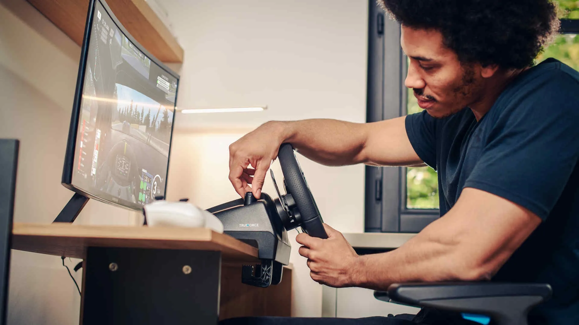 Комплект (руль, педали) Logitech G923 SE Combo (EU)