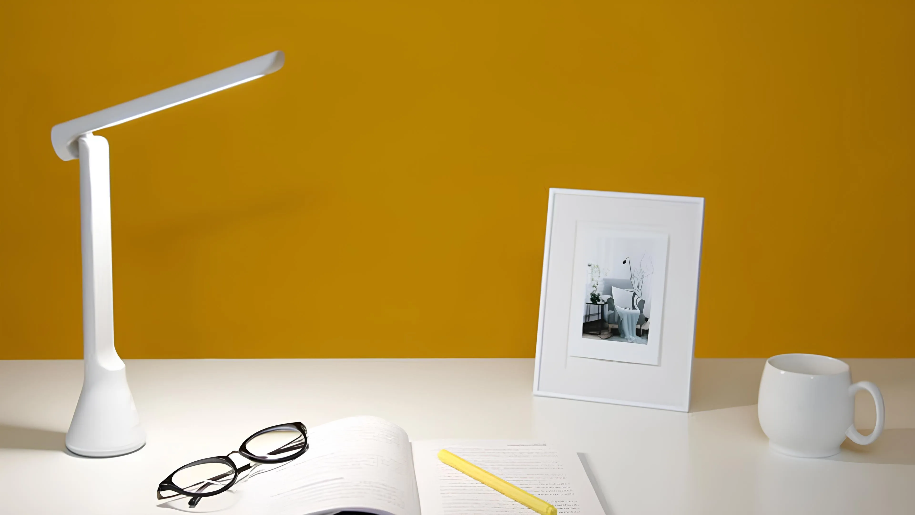 Складана настільна лампа Yeelight (White)