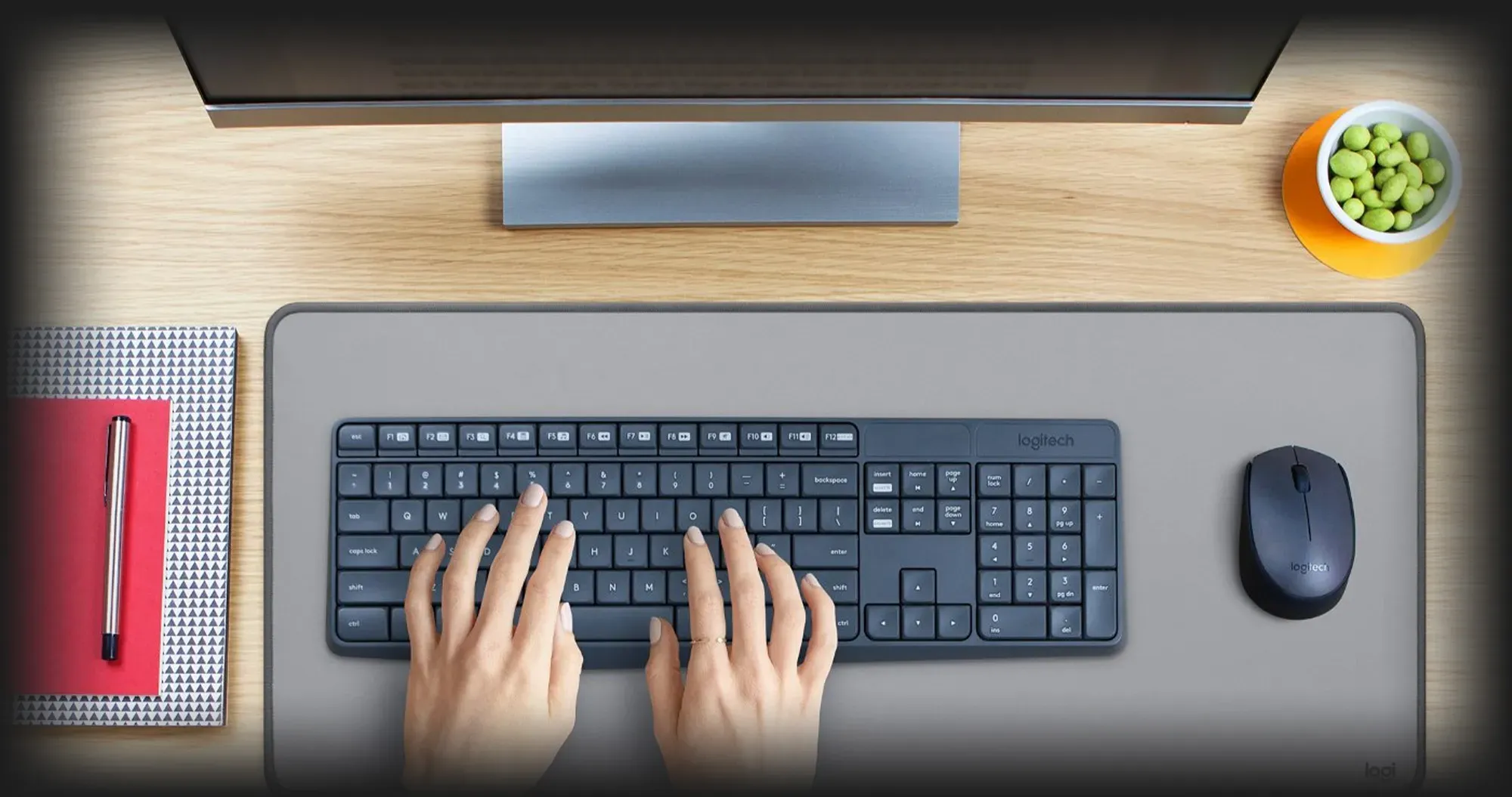 Коврики для мыши Logitech