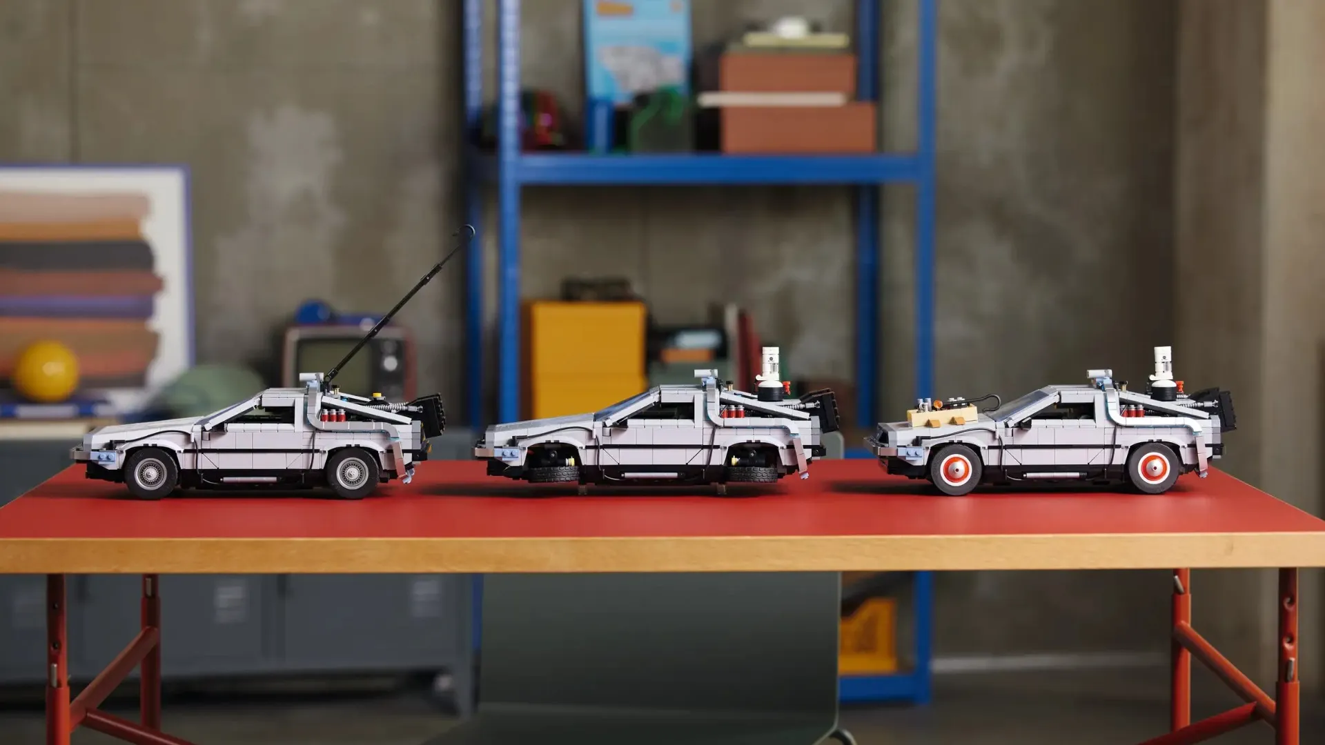 Конструктор Lego Icons Back to the Future Time Machine Icons (10300)