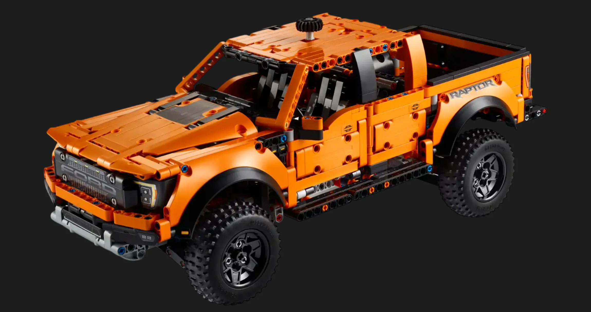 Конструктор LEGO Technic Ford F-150 Raptor (42126)