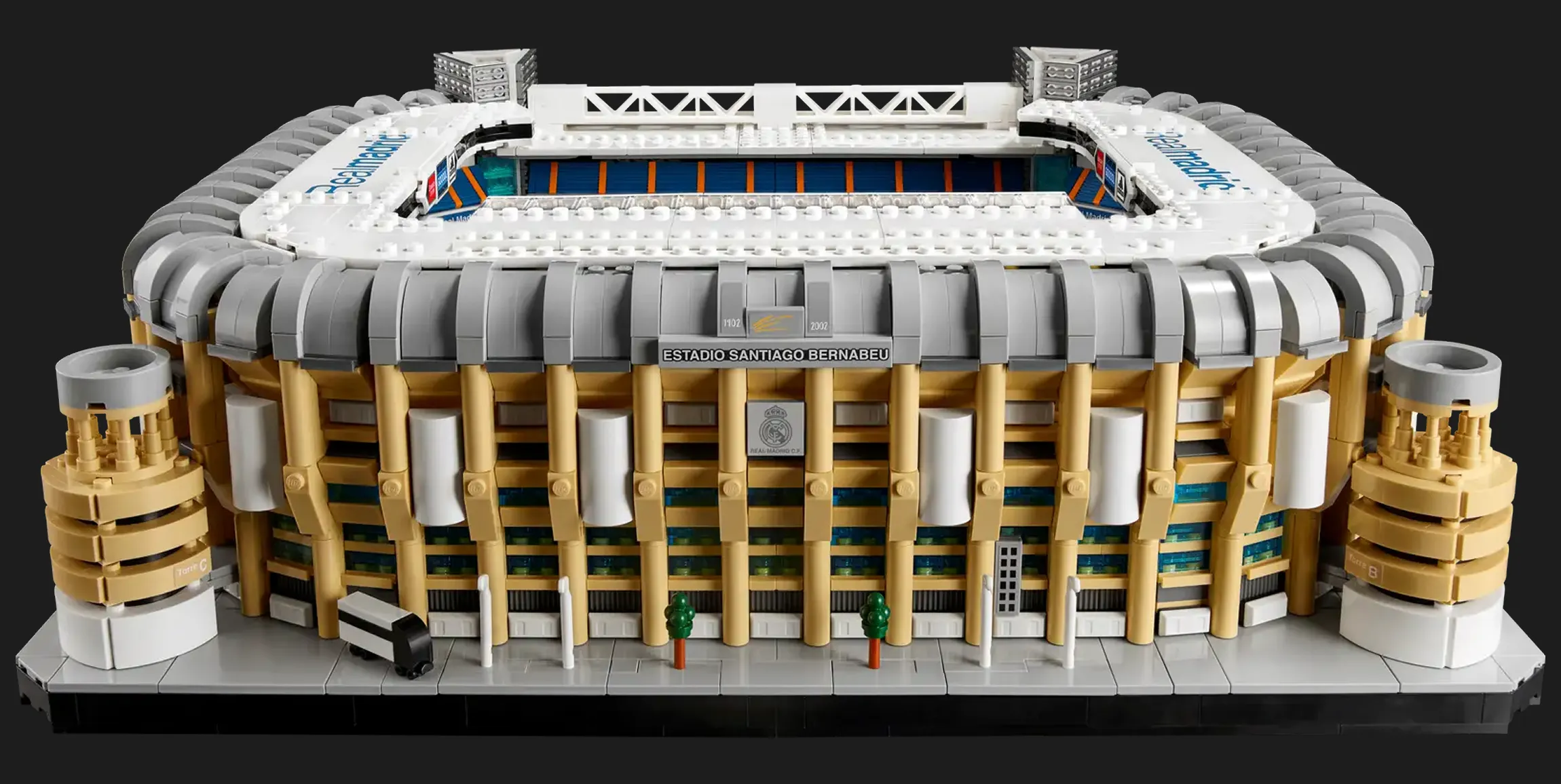 Конструктор LEGO Icons Реал Мадрид — Стадіон «Сантьяго Бернабеу» (10299)