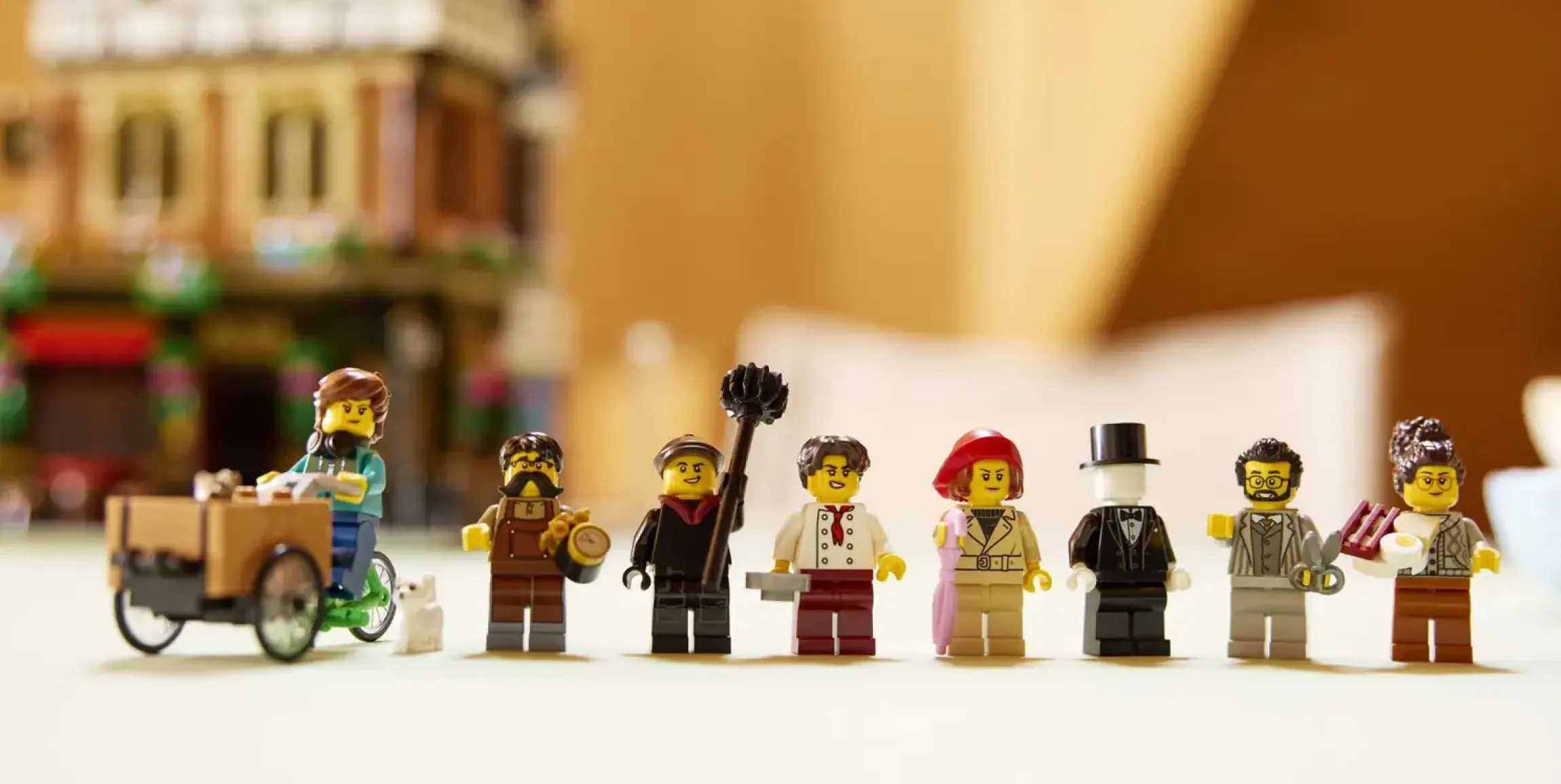 Конструктор LEGO Icons Тюдорівський куточок (10350)