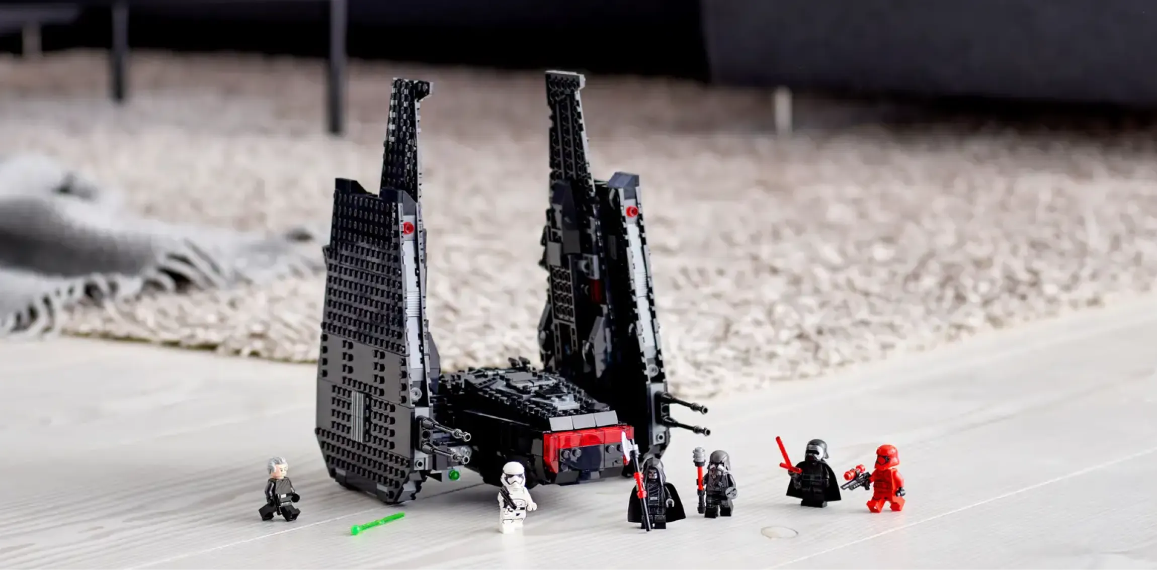 Конструктор LEGO Star Wars Шаттл Кайло Рена (75256)