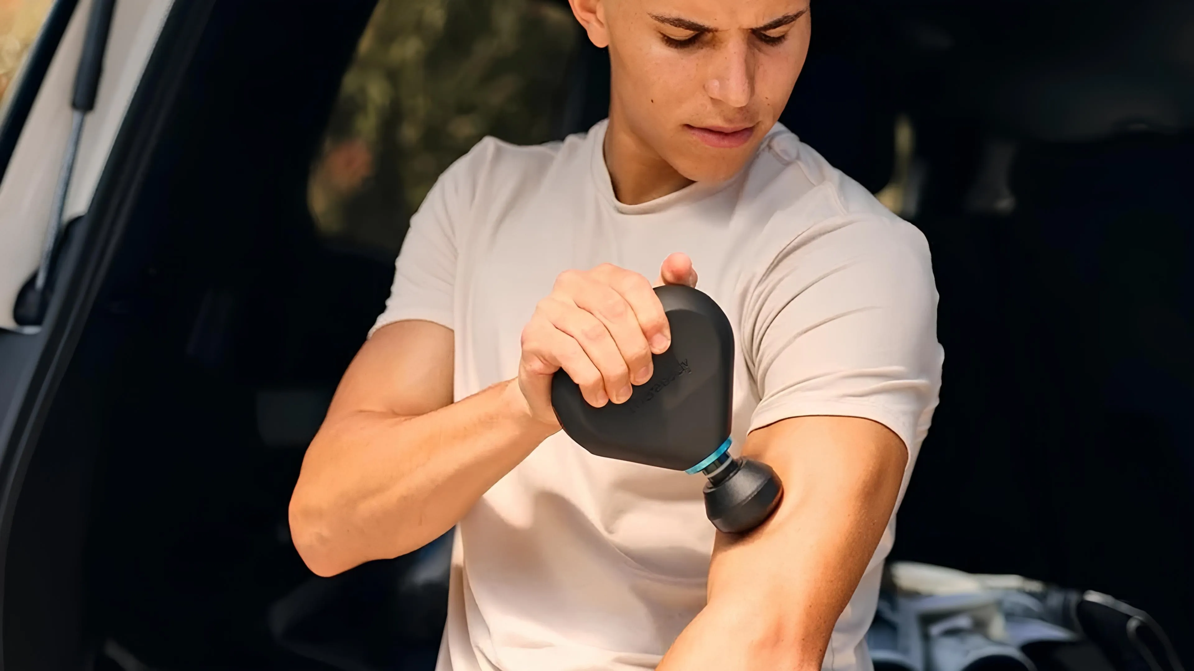 Перкуссионный массажер Theragun Mini Plus (TG0004352-3A10) (Black)