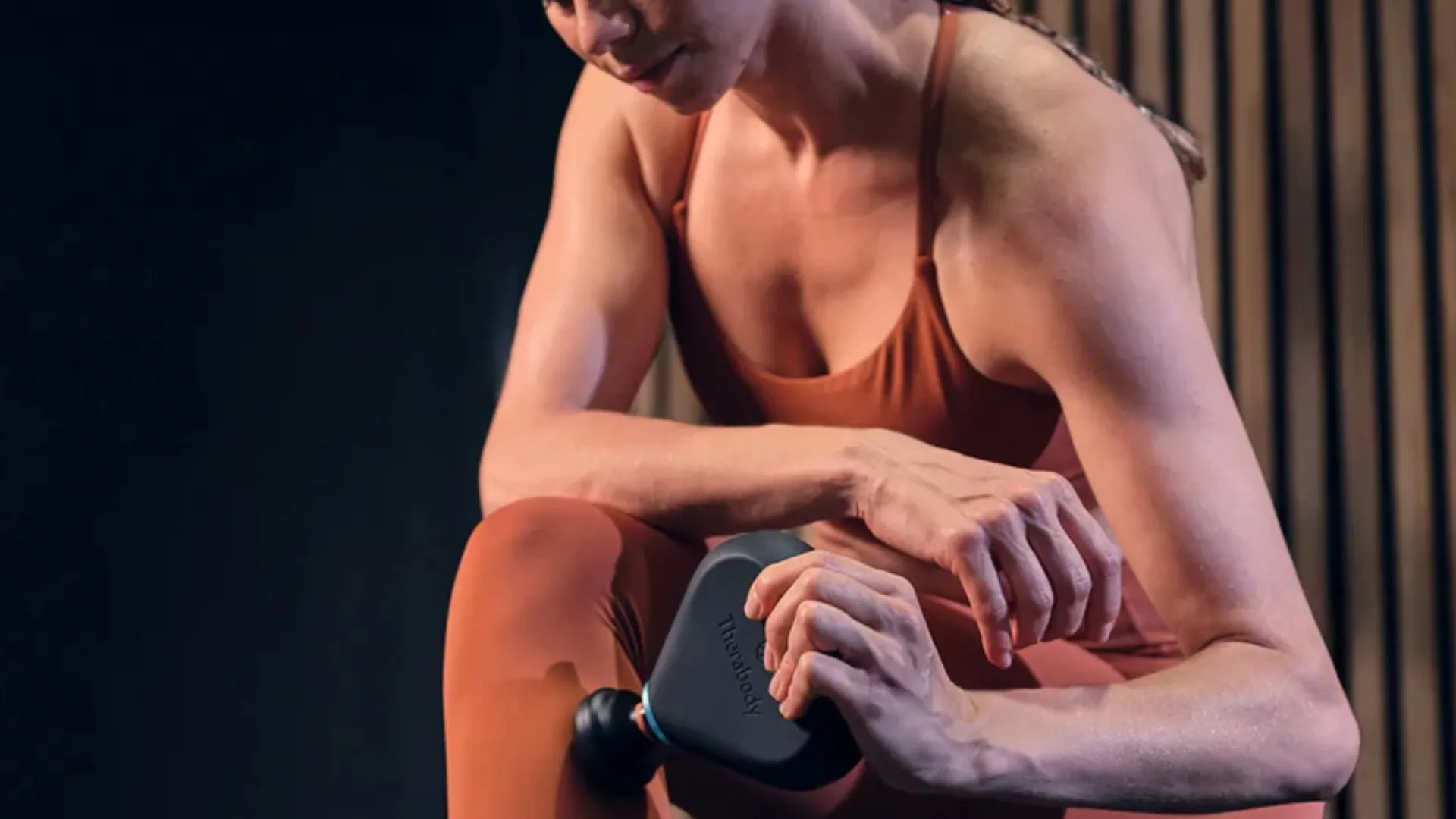 Перкуссионный массажер Theragun Mini Plus (TG0004352-3A10) (Black)