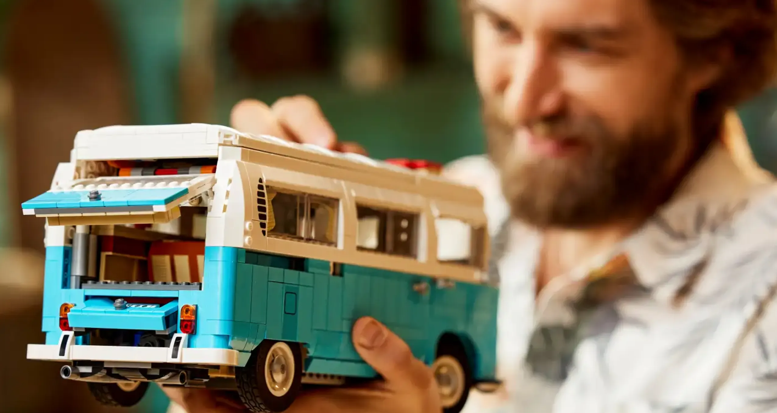 Конструктор LEGO Ideas Фургон Volkswagen T2 Camper Van (10279)