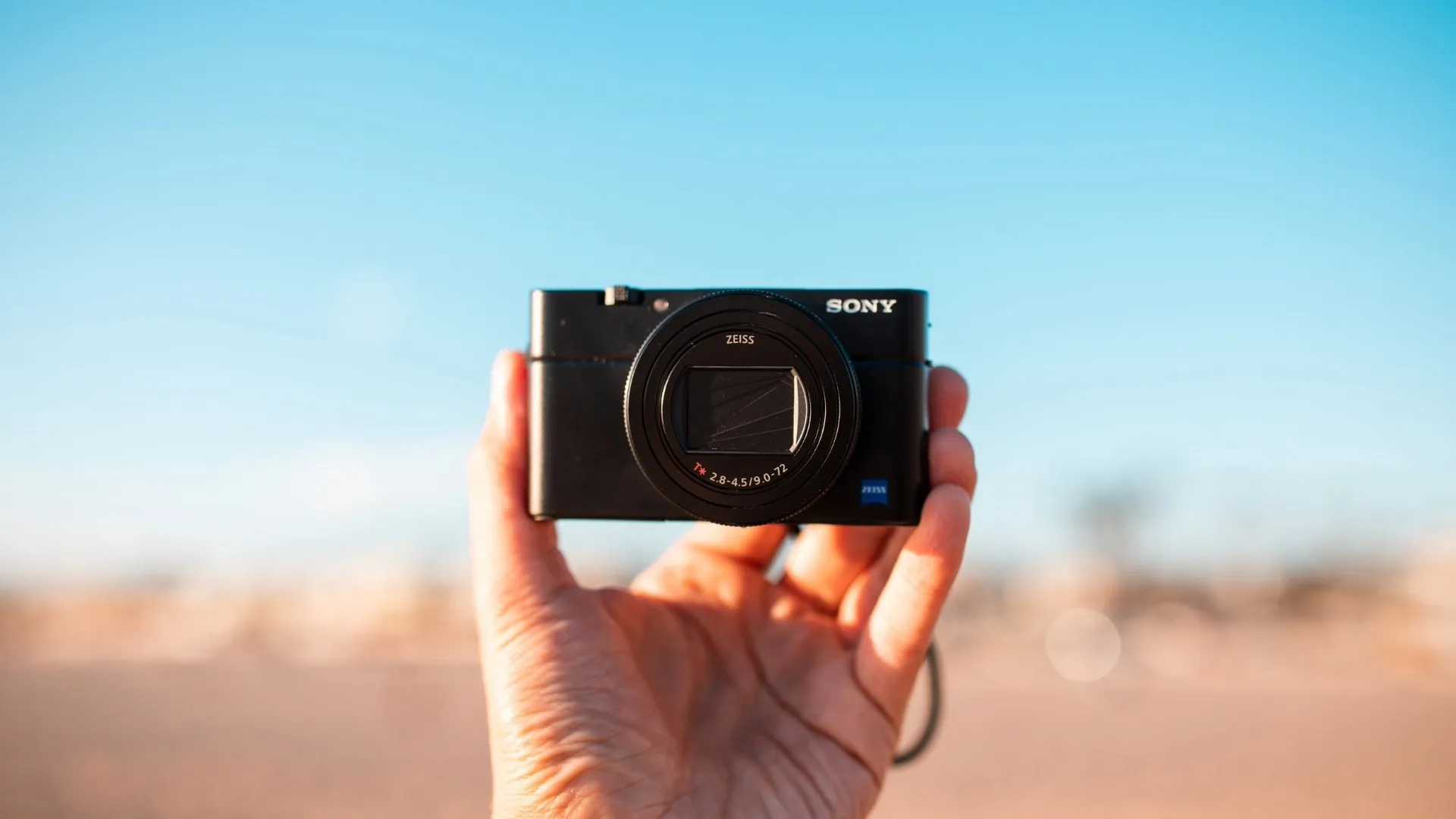 Компактний фотоапарат Sony DSC-RX100 VII (DSCRX100M7) (Standard)