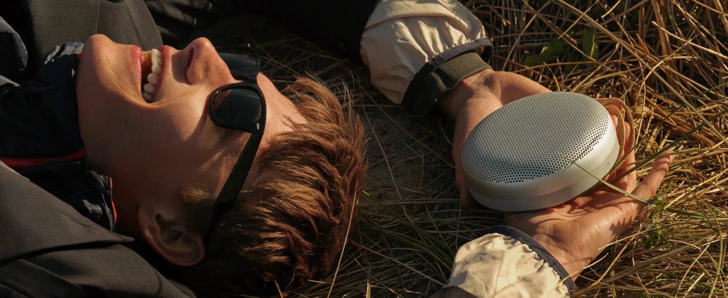 Акустика Bang / Olufsen Beosound A1 2nd. Gen. (Gray Mist)