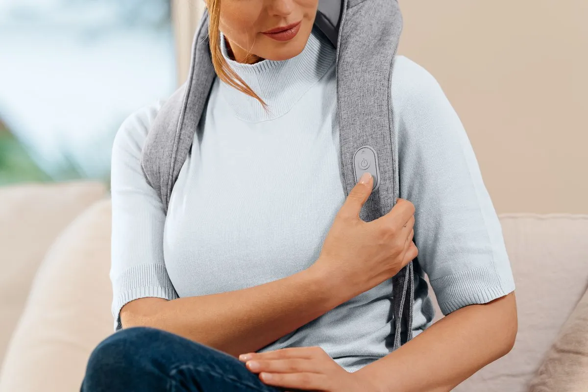 Масажер для шиї Beurer MG 154