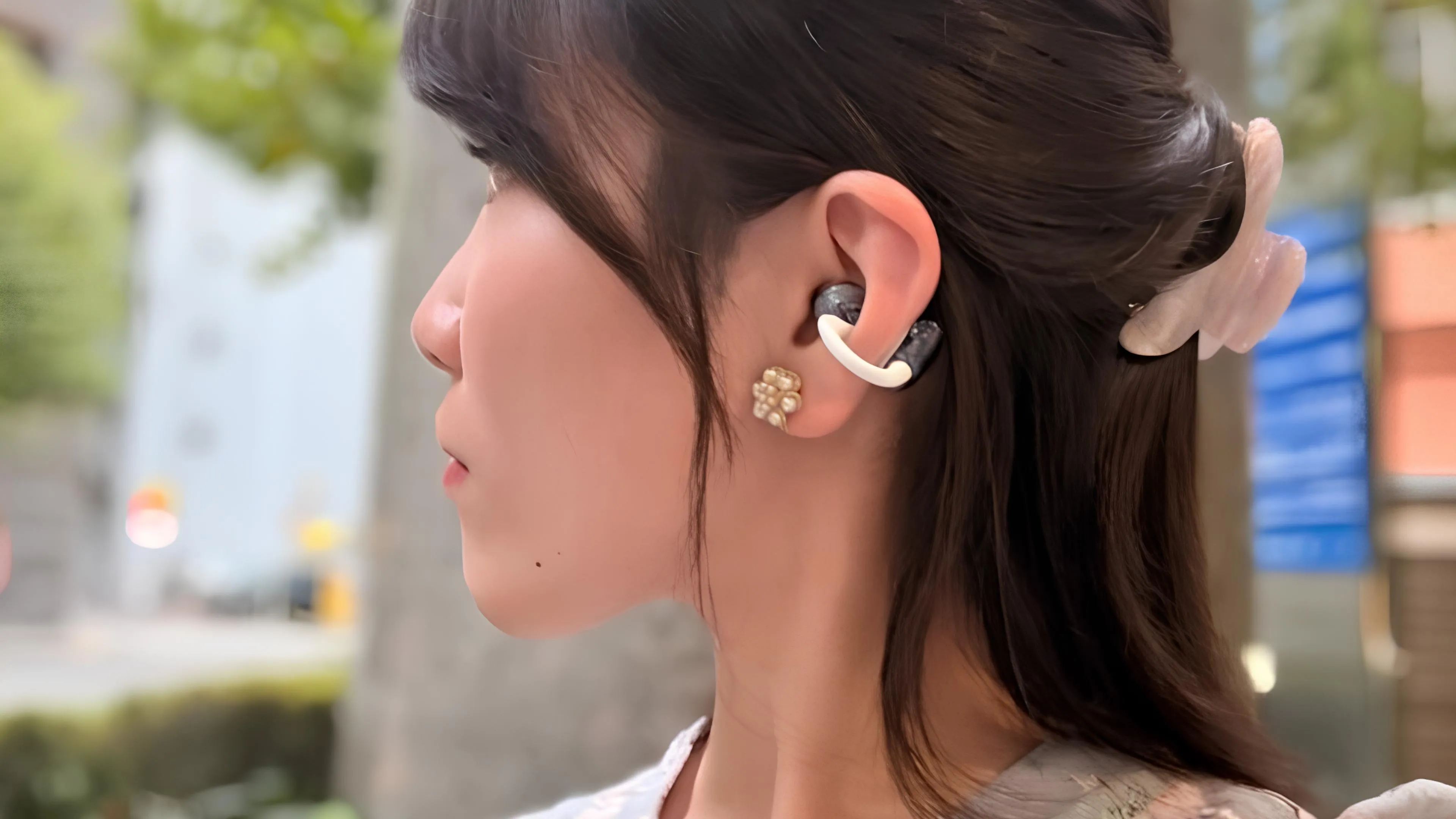 Навушники JBL Soundgear Clips (White)