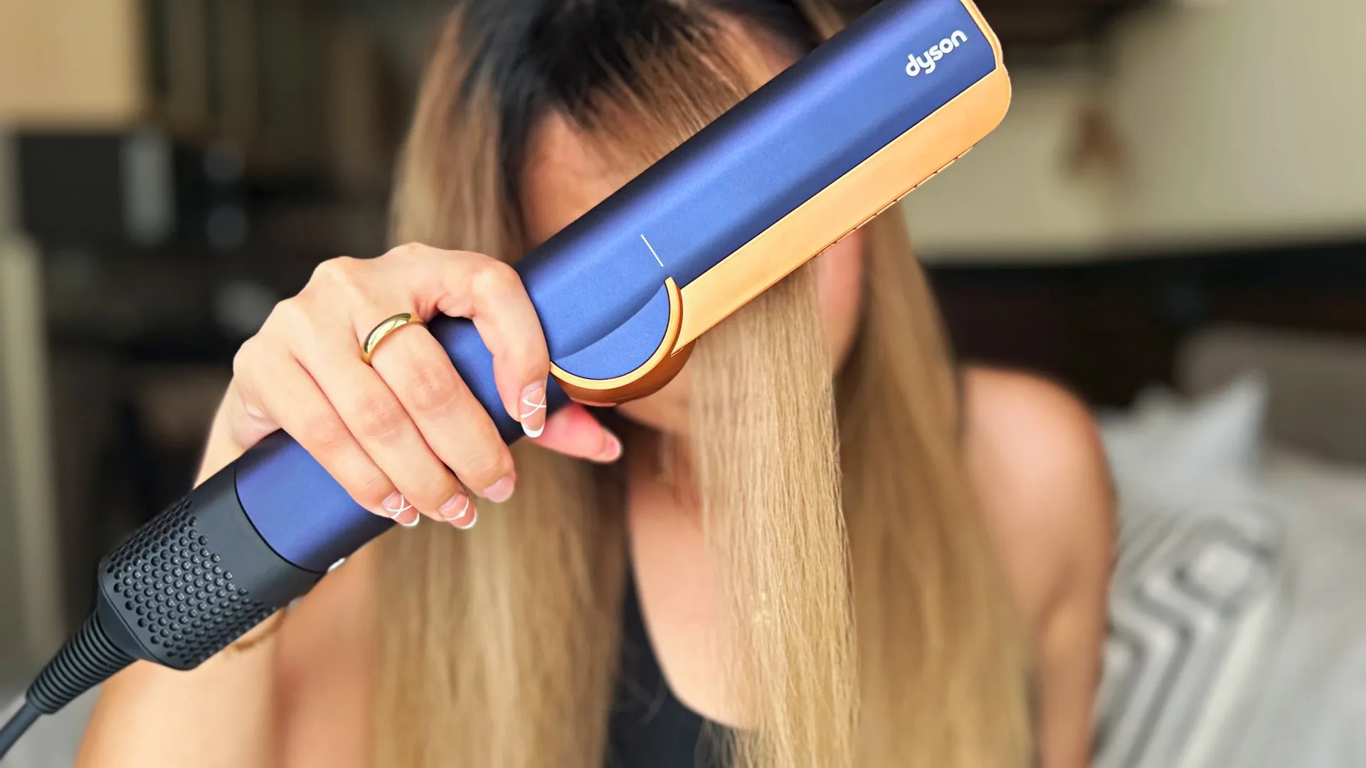 ремонт випрямляча Дайсон